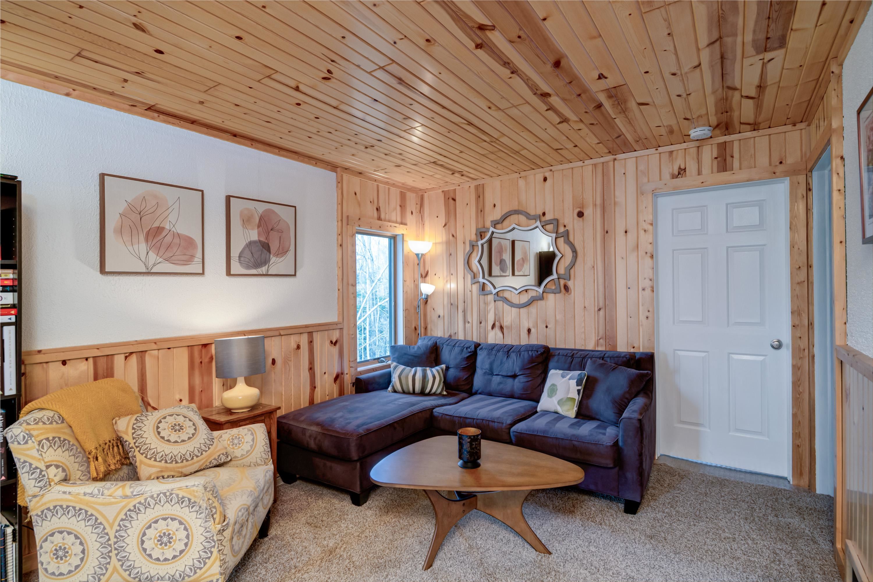 12766 Oakley Road, Honor, MI, 49640