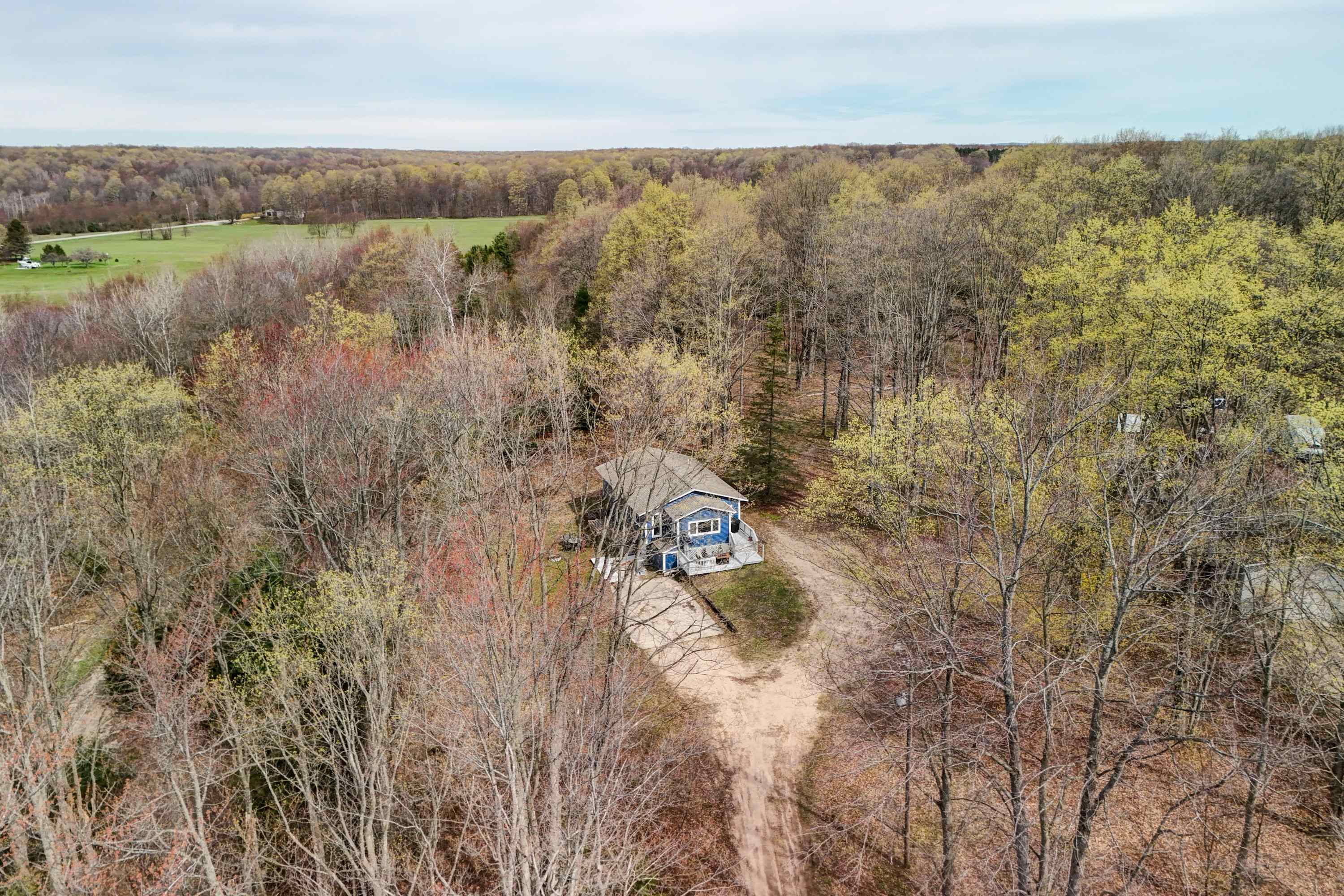 12766 Oakley Road, Honor, MI, 49640