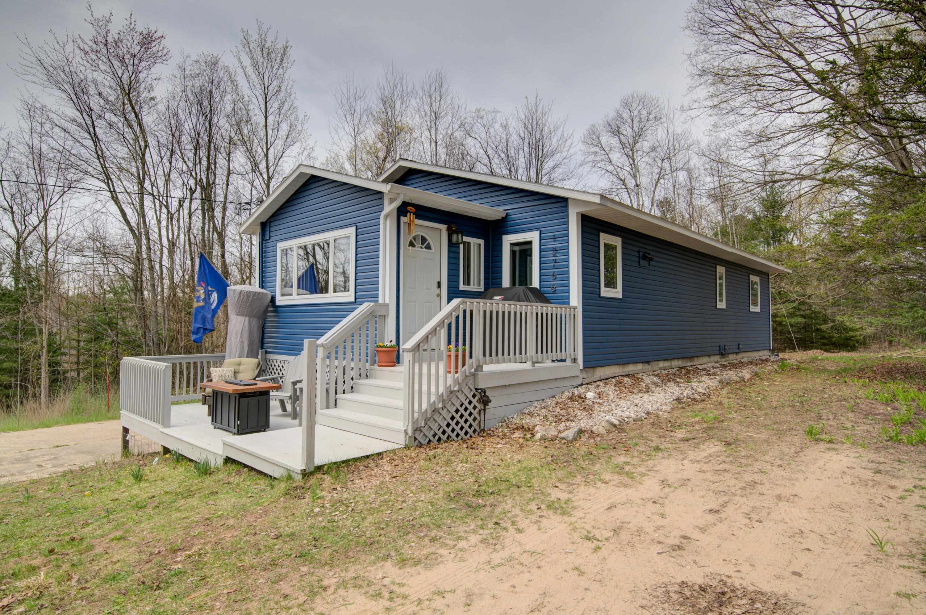 12766 Oakley Road, Honor, MI, 49640