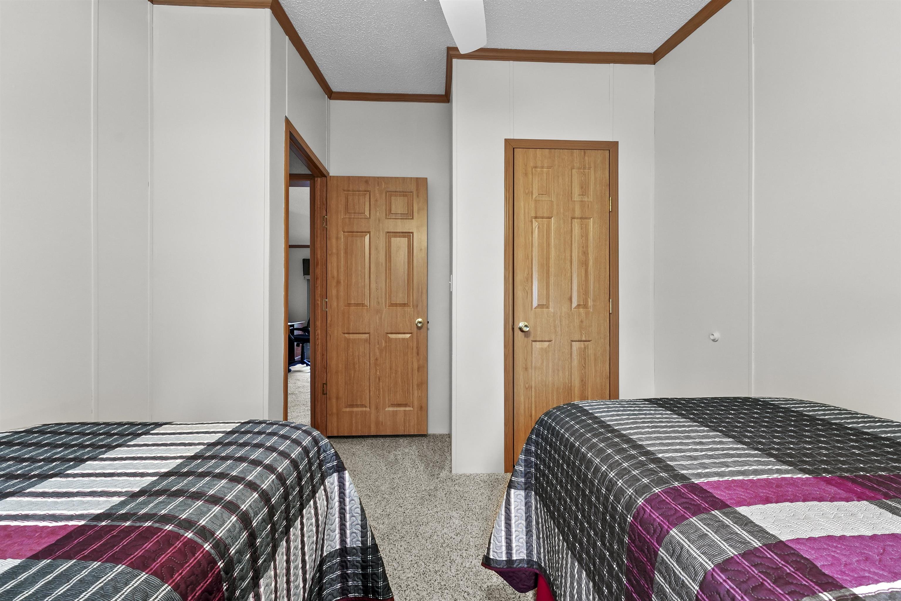 202 Forestville Road, Houghton Lake, MI, 48629