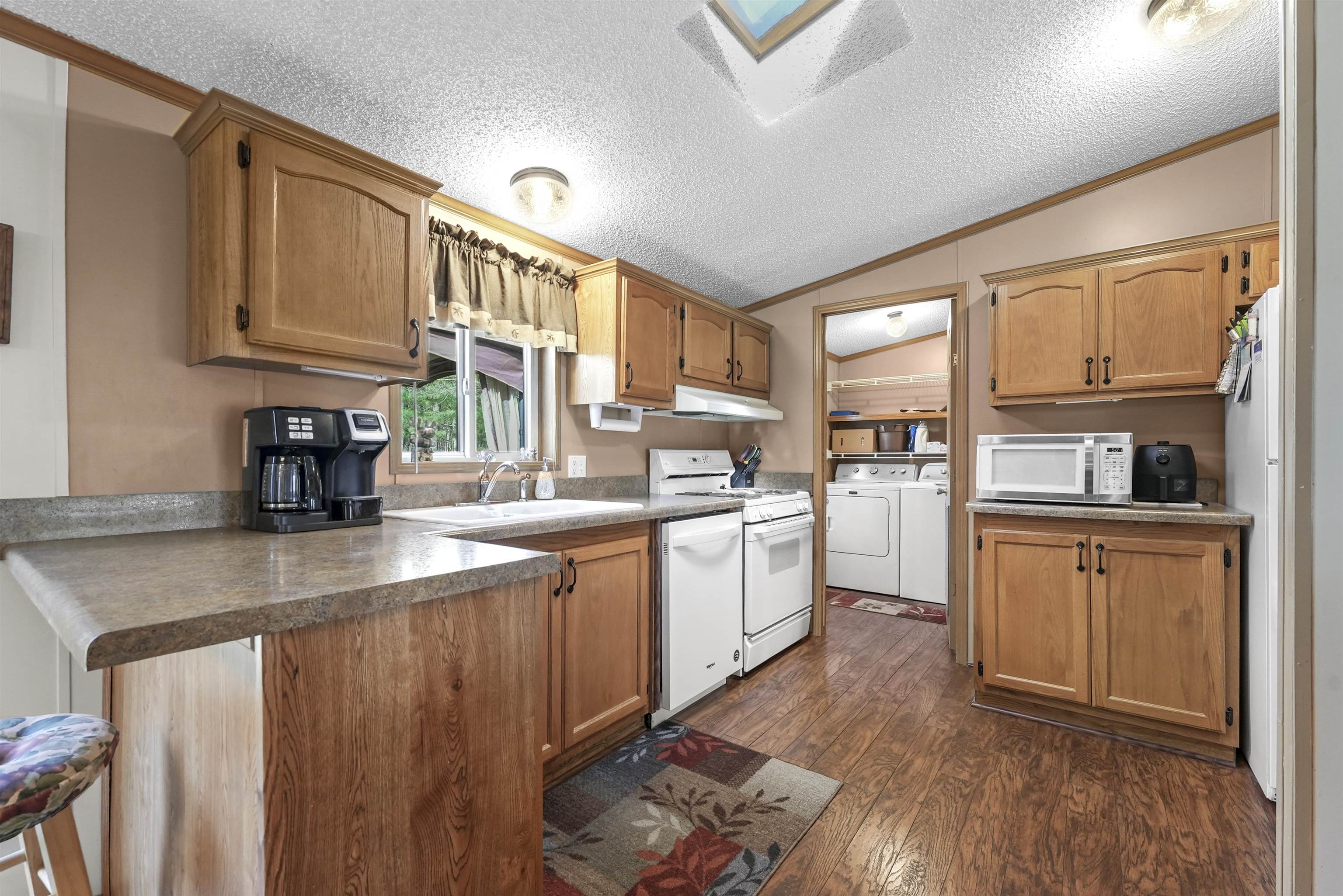 202 Forestville Road, Houghton Lake, MI, 48629