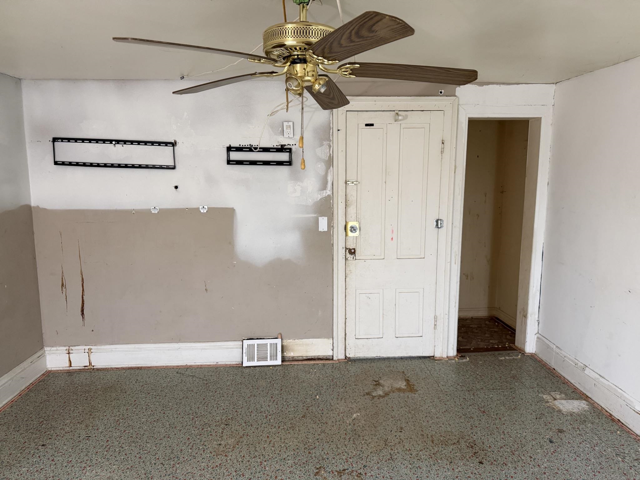 121 S Canal Street, Lake City, MI, 49651