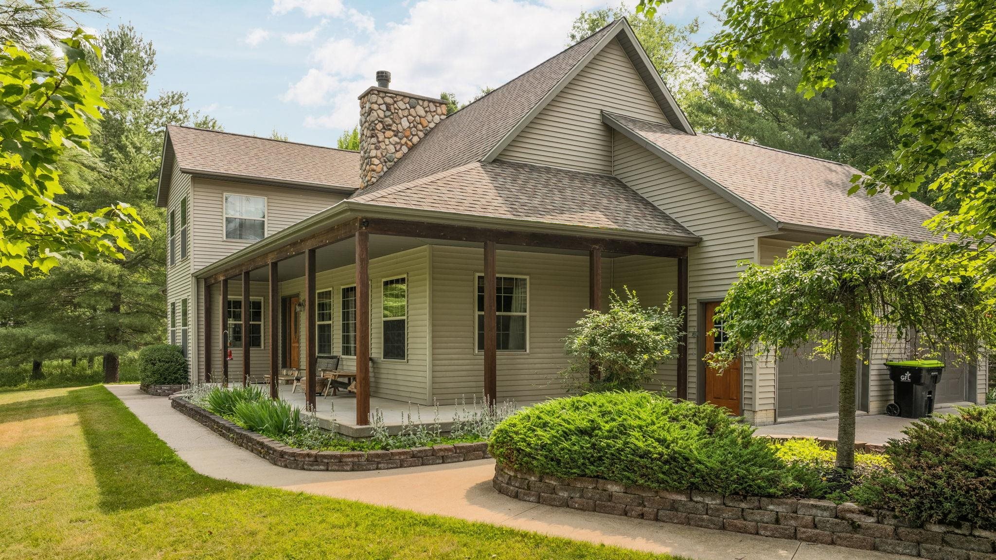 3rd image of 7385 Gabrielle Dr, Saint Helen, MI 48656 | MLS# 80067519