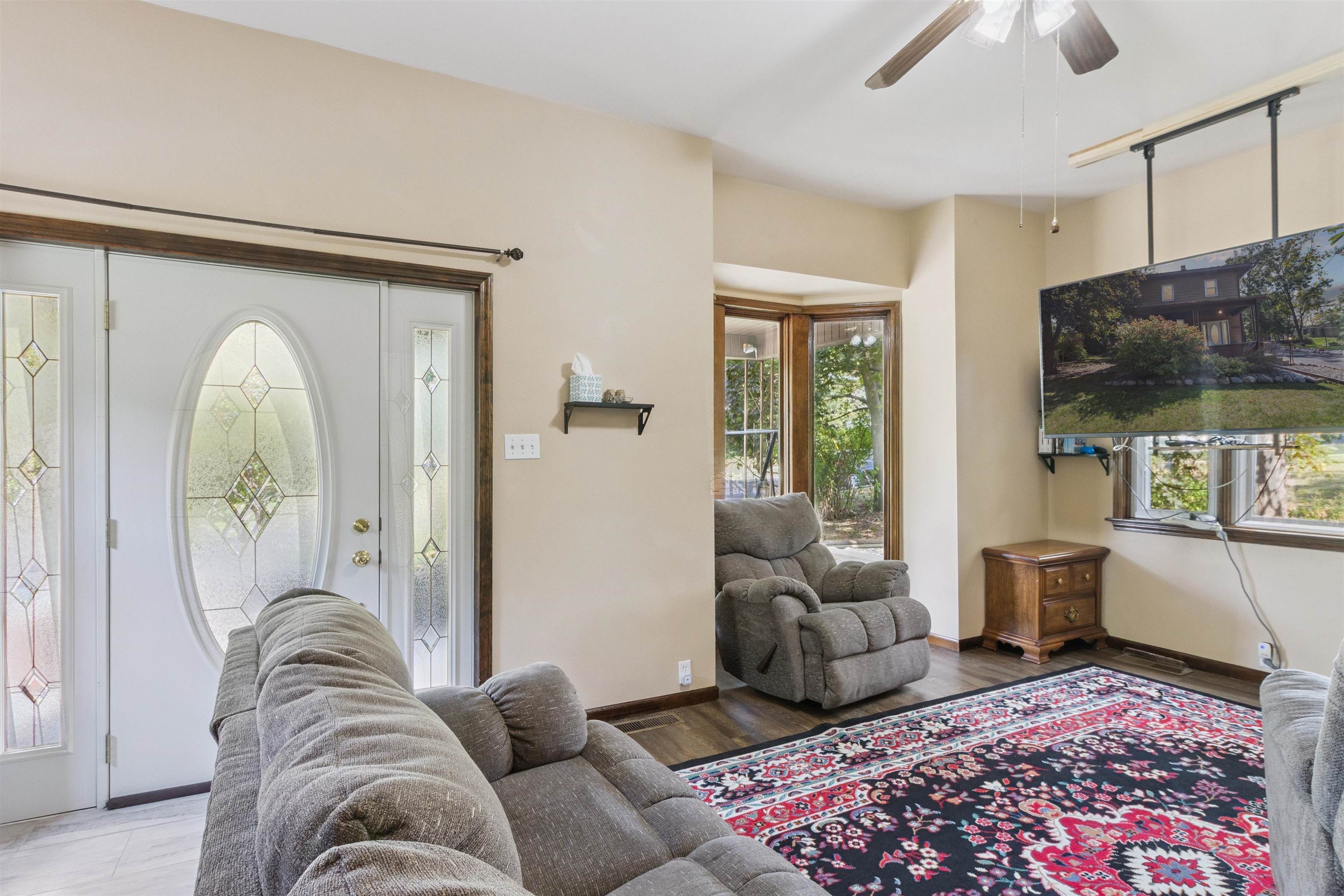 522 E Saginaw Street, Saint Louis, MI, 48880