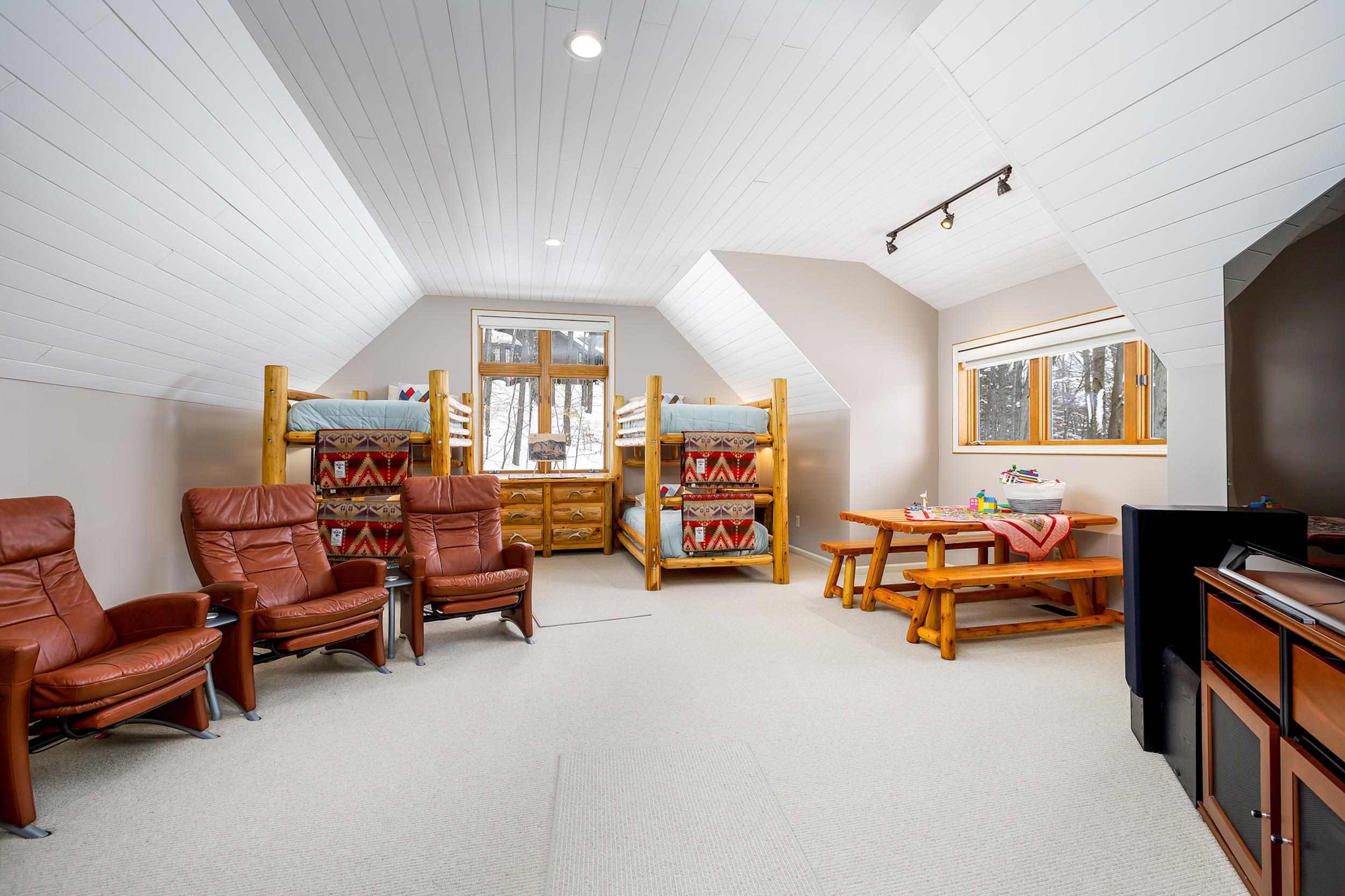11610 Mountain Woods Drive, Thompsonville, MI, 49683