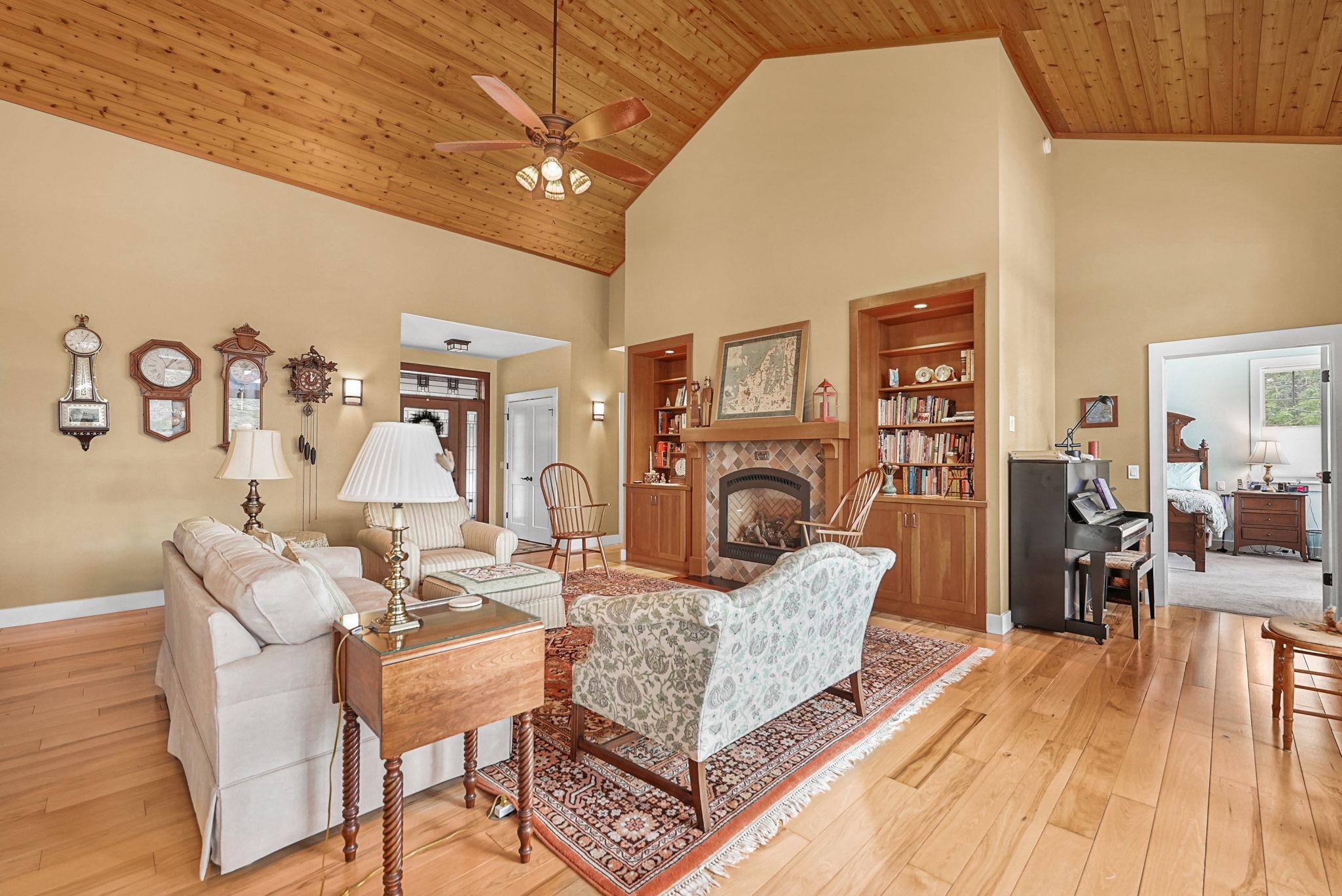 2969 Crescent Shores Drive, Traverse City, MI, 49685