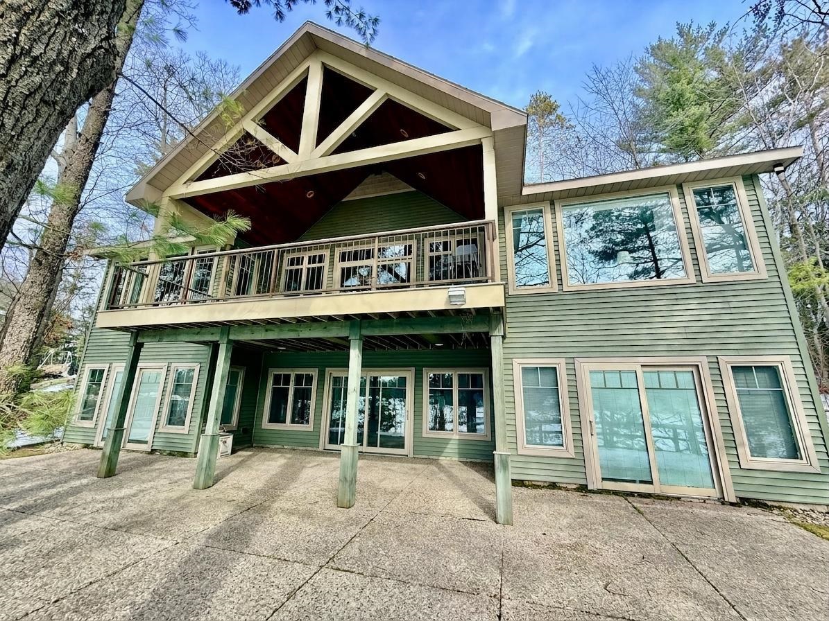 2969 Crescent Shores Drive, Traverse City, MI, 49685