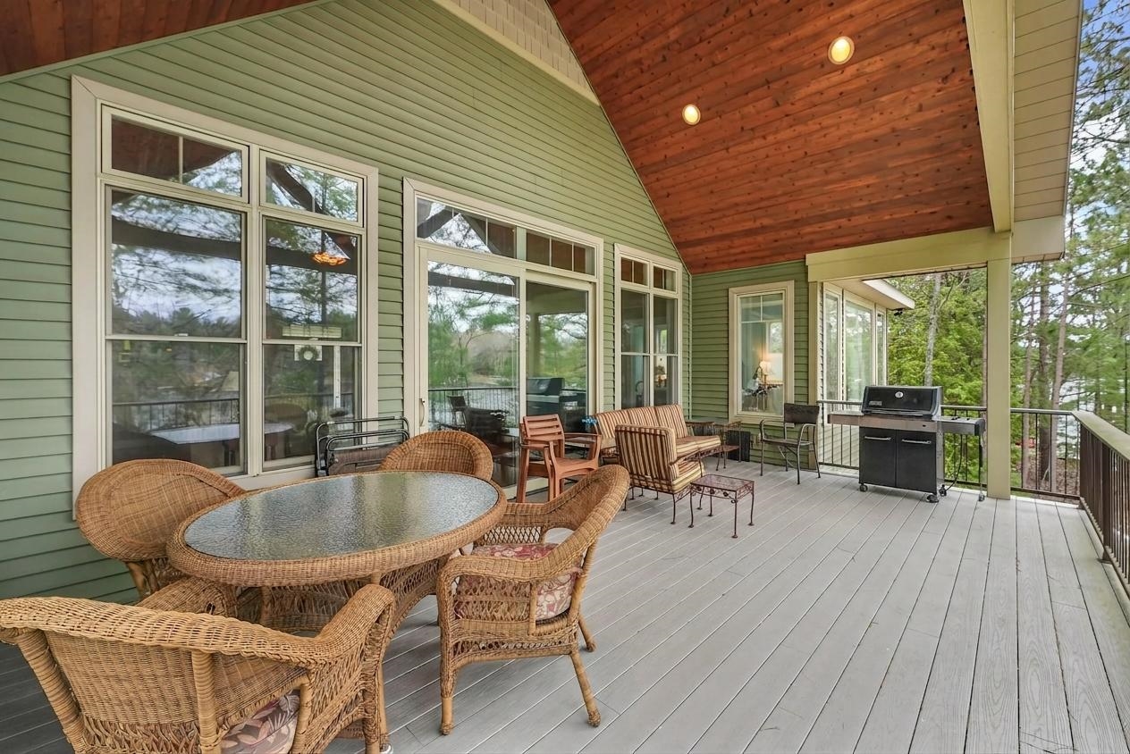 2969 Crescent Shores Drive, Traverse City, MI, 49685