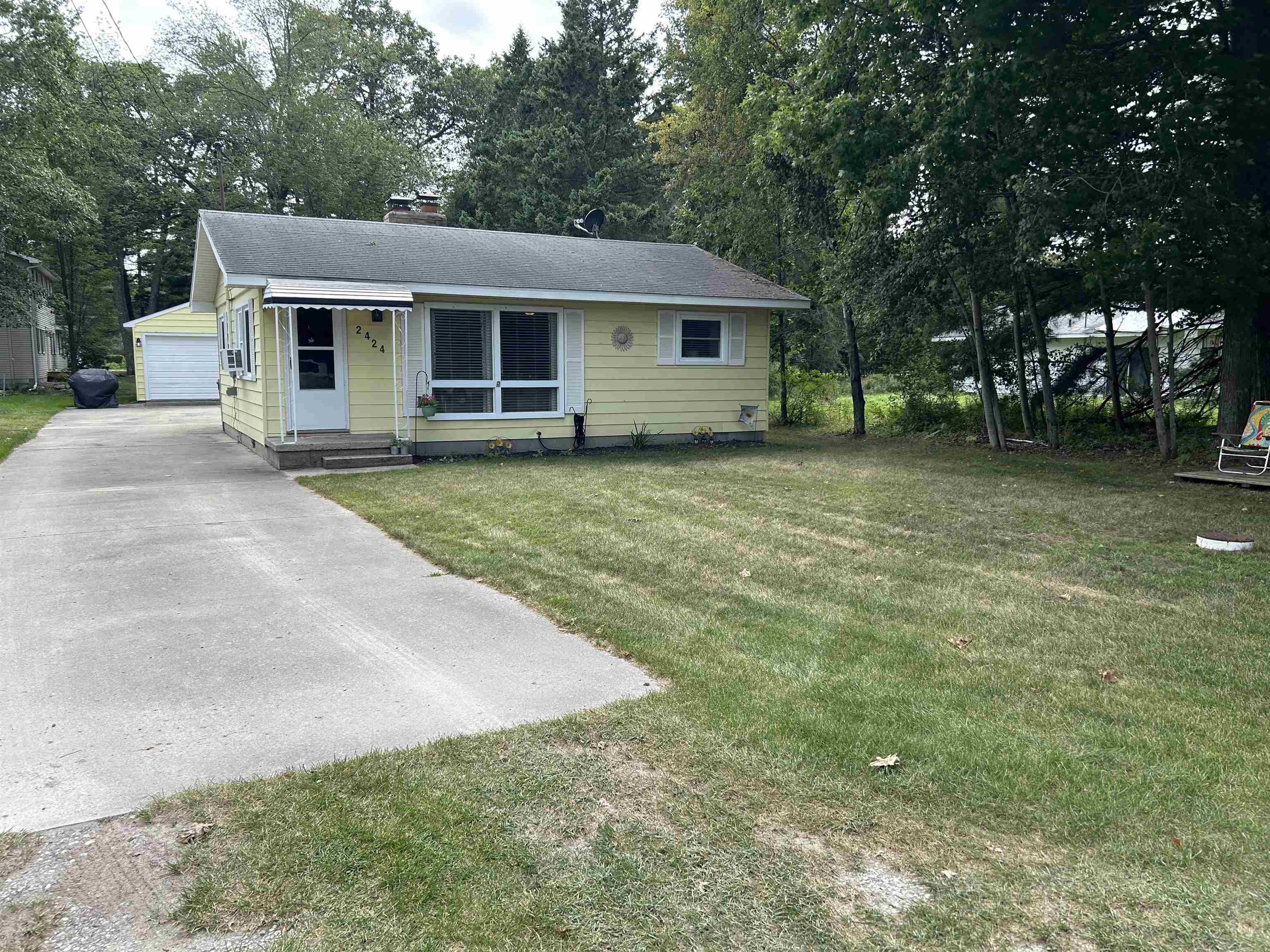 2424 Price Street, East Tawas, MI, 48730
