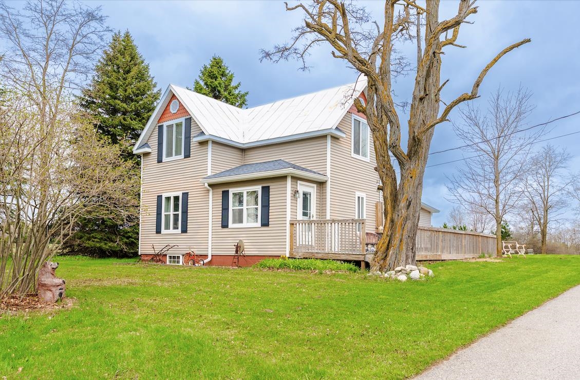 3105 Supply Road, Traverse City, MI, 49696
