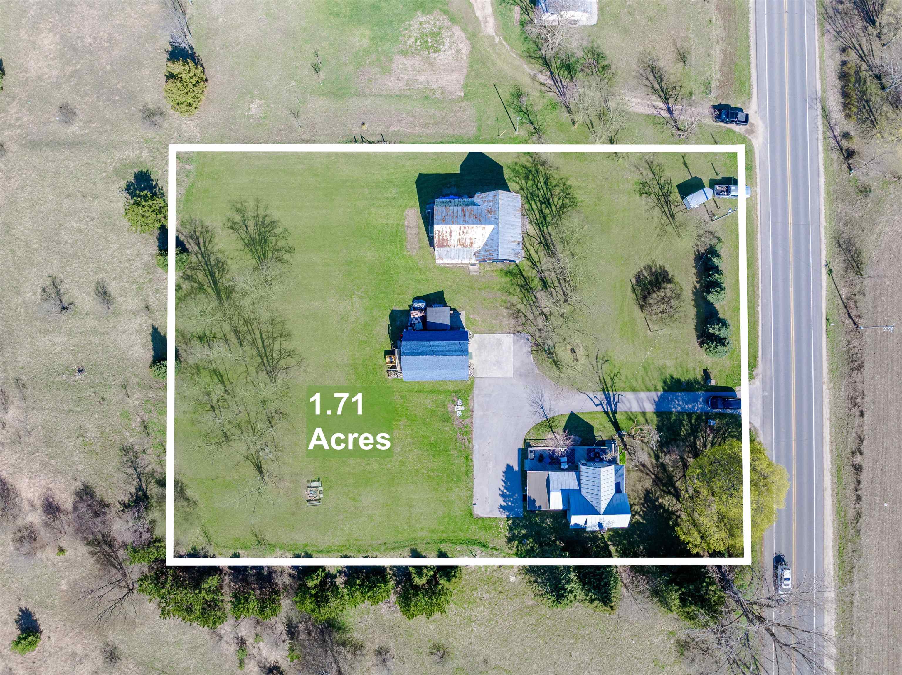 3105 Supply Road, Traverse City, MI, 49696