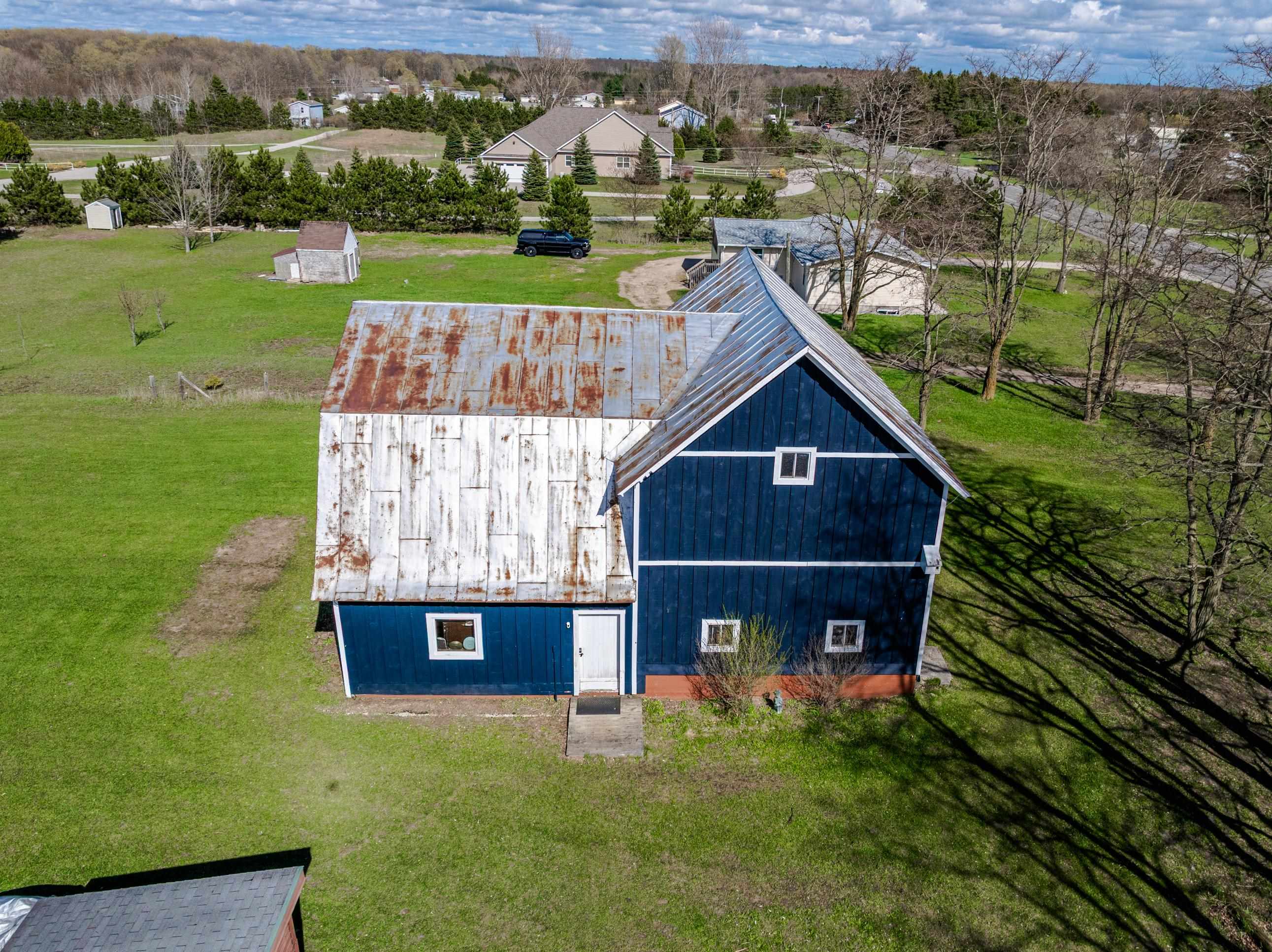 3105 Supply Road, Traverse City, MI, 49696