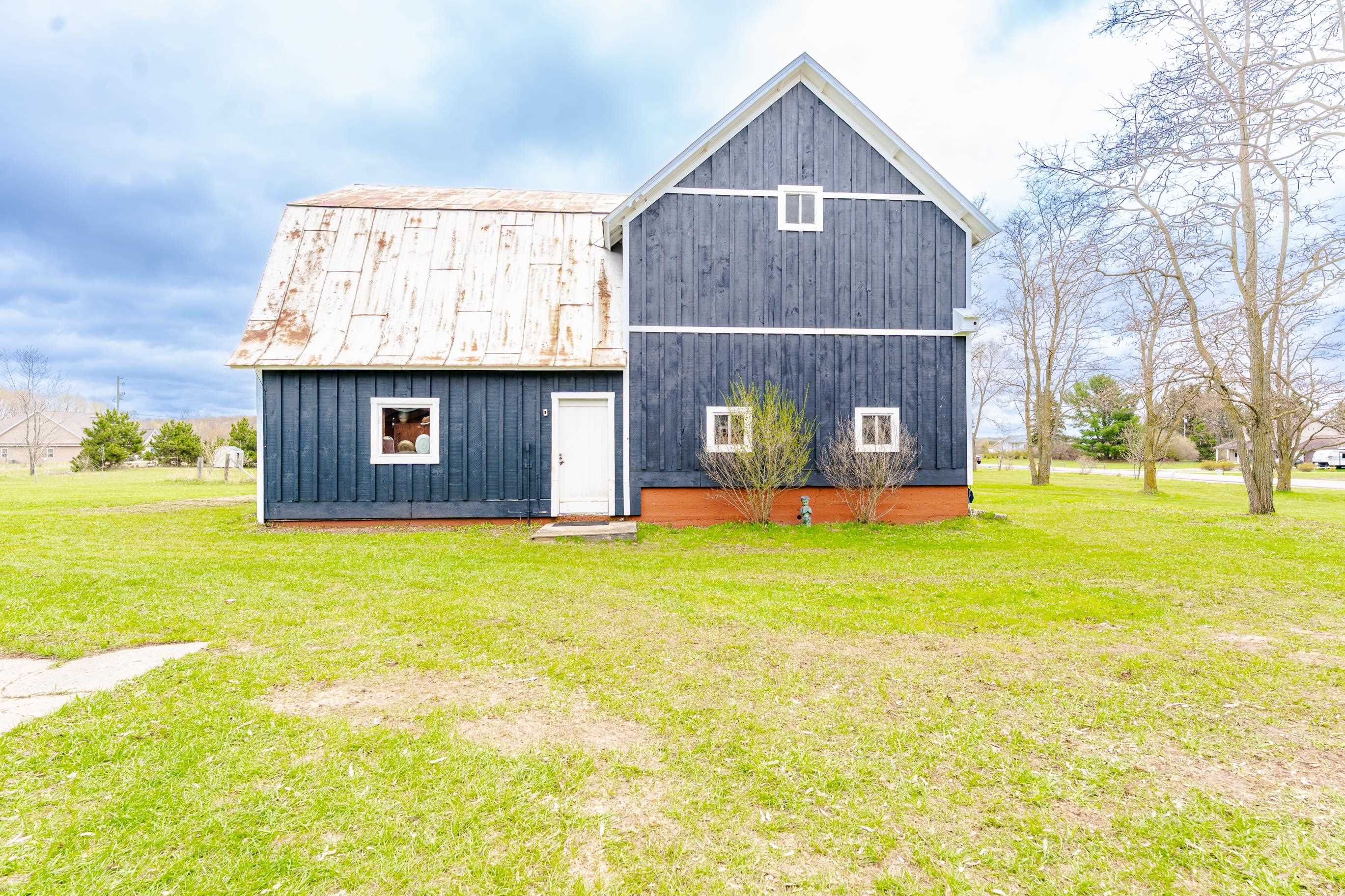 3105 Supply Road, Traverse City, MI, 49696