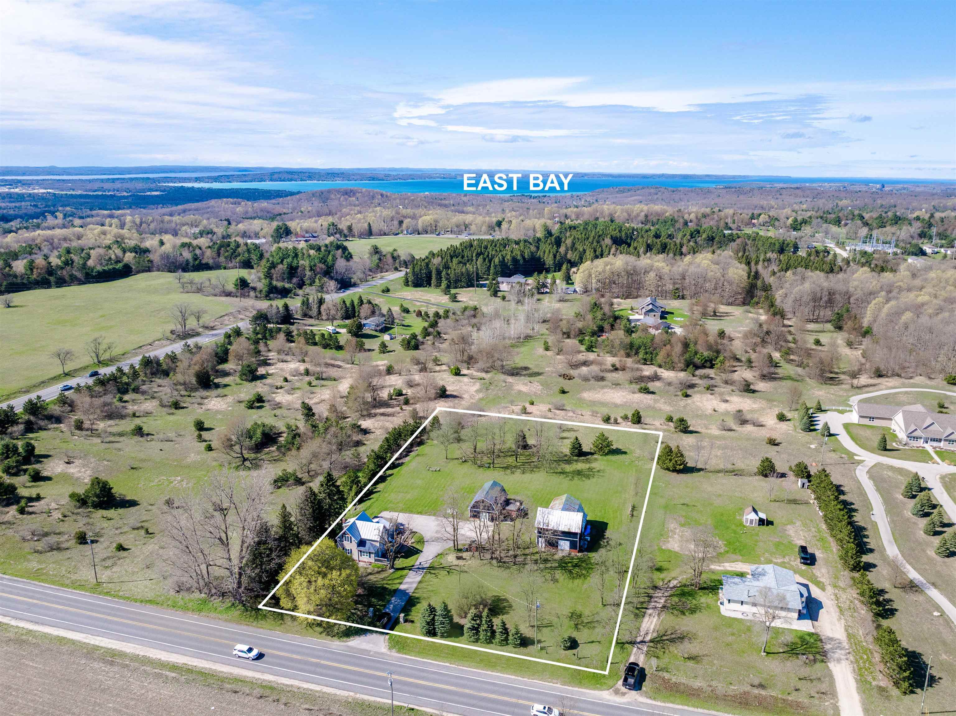 3105 Supply Road, Traverse City, MI, 49696