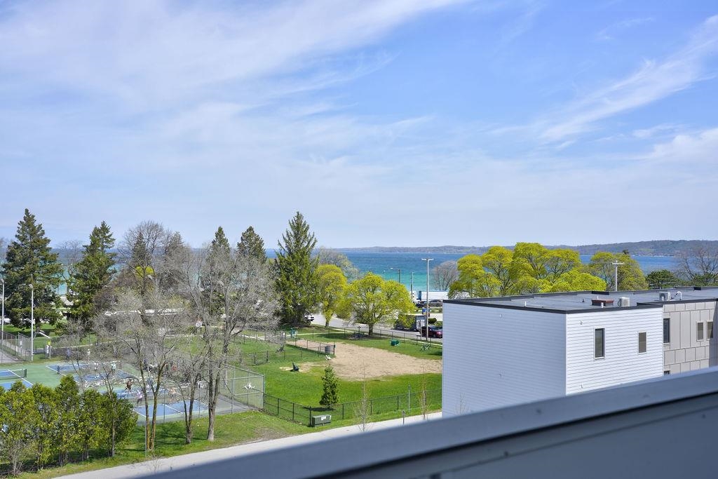 714 Randolph Street UNIT&nbsp;413, Traverse City, MI, 49684
