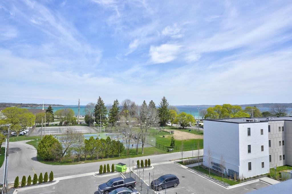 714 Randolph Street UNIT&nbsp;413, Traverse City, MI, 49684