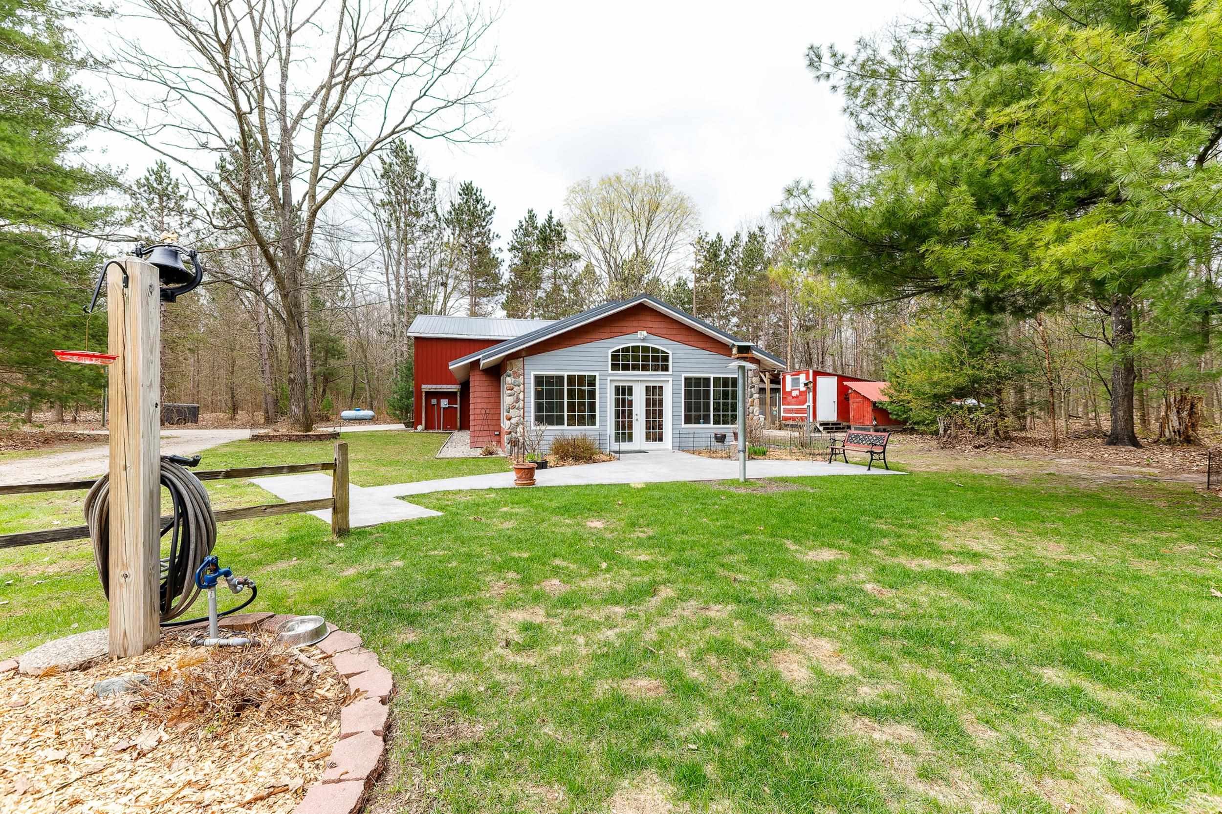 20802 E Trails End Trail, Interlochen, MI, 49643