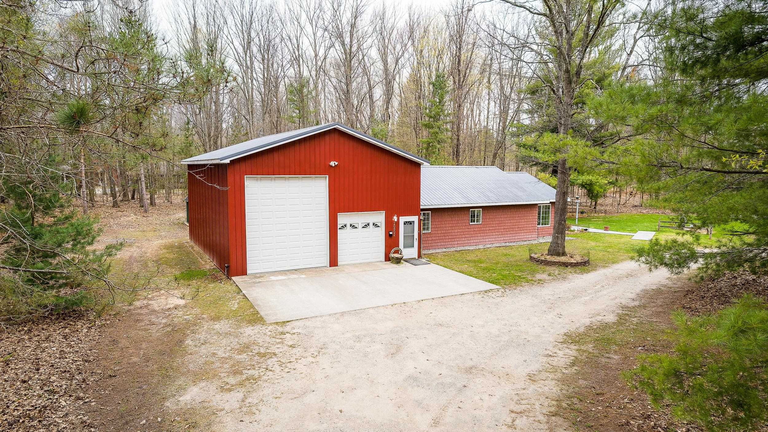20802 E Trails End Trail, Interlochen, MI, 49643