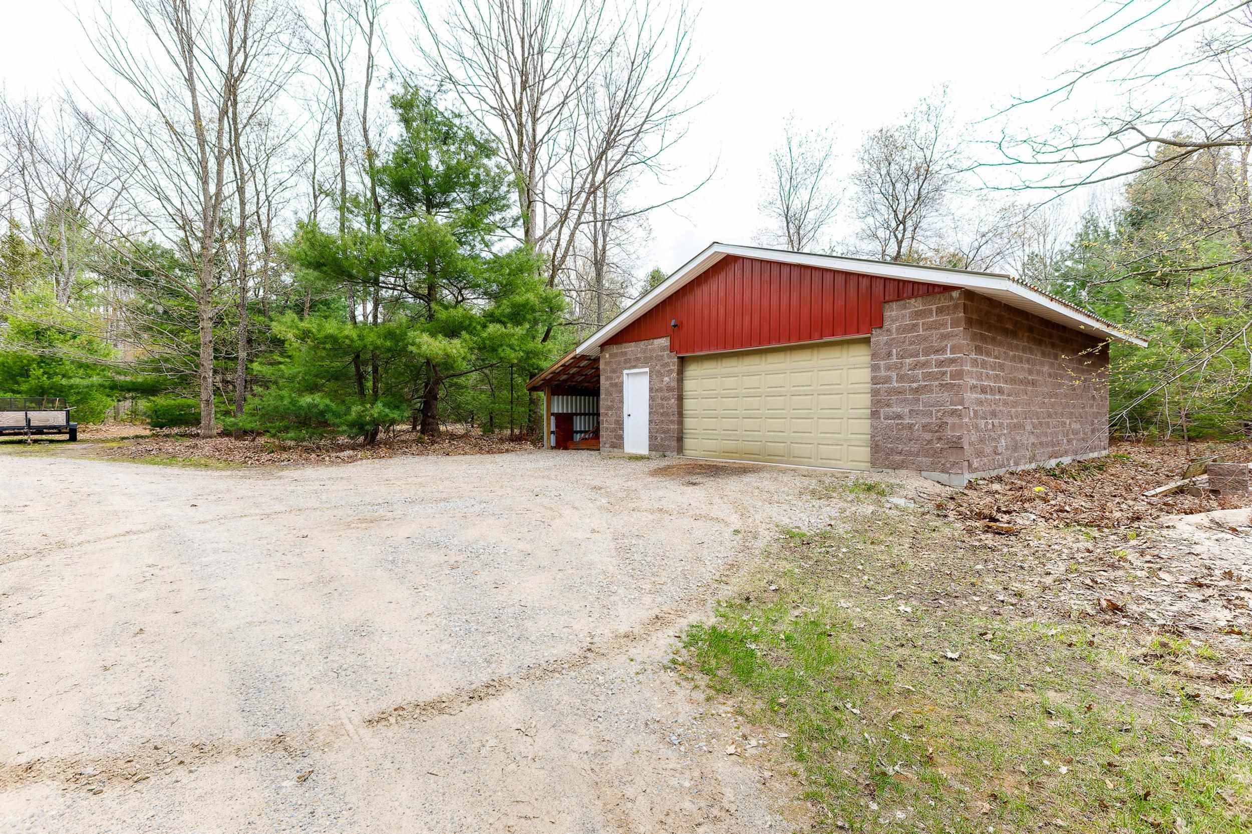 20802 E Trails End Trail, Interlochen, MI, 49643