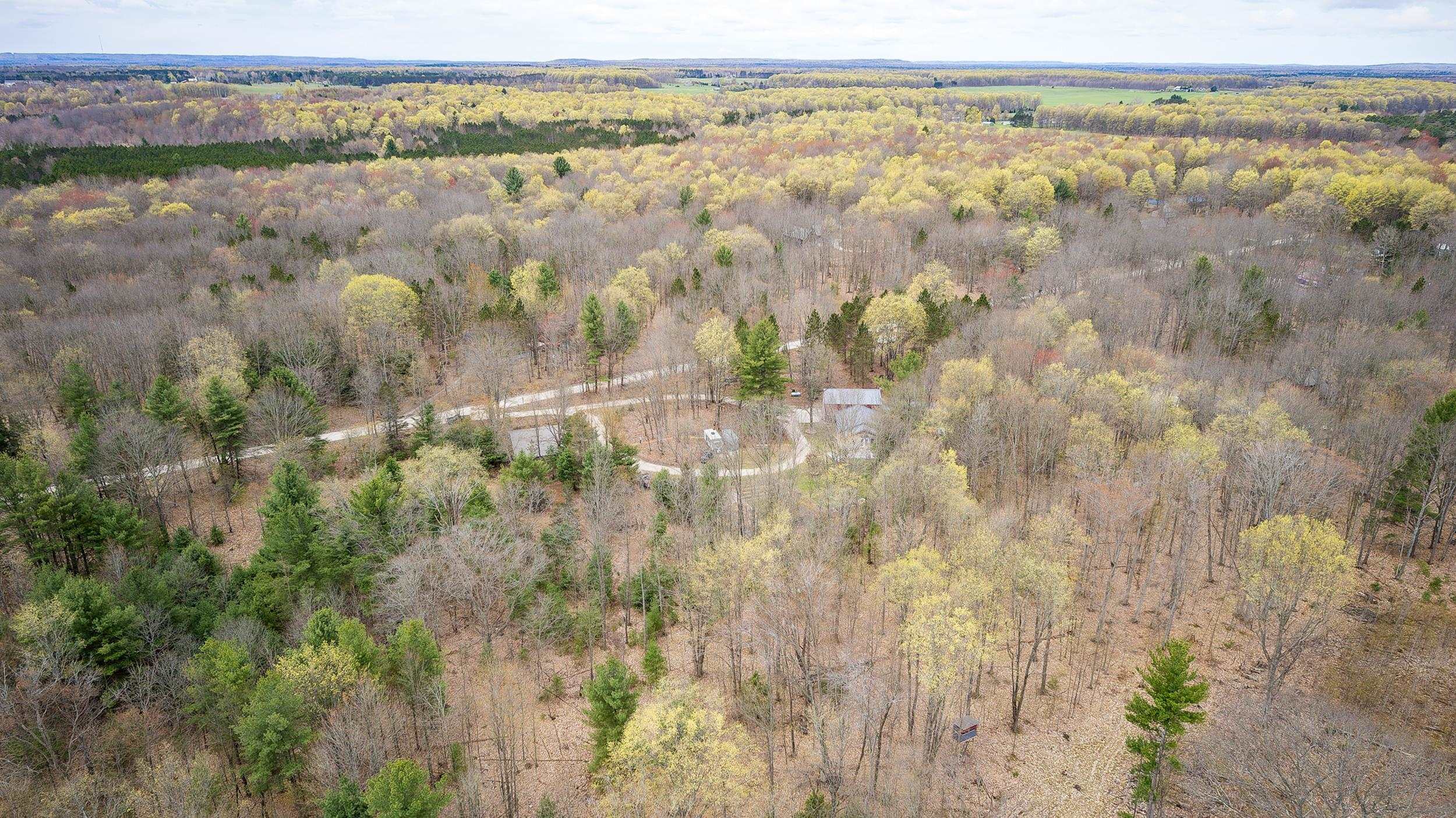20802 E Trails End Trail, Interlochen, MI, 49643