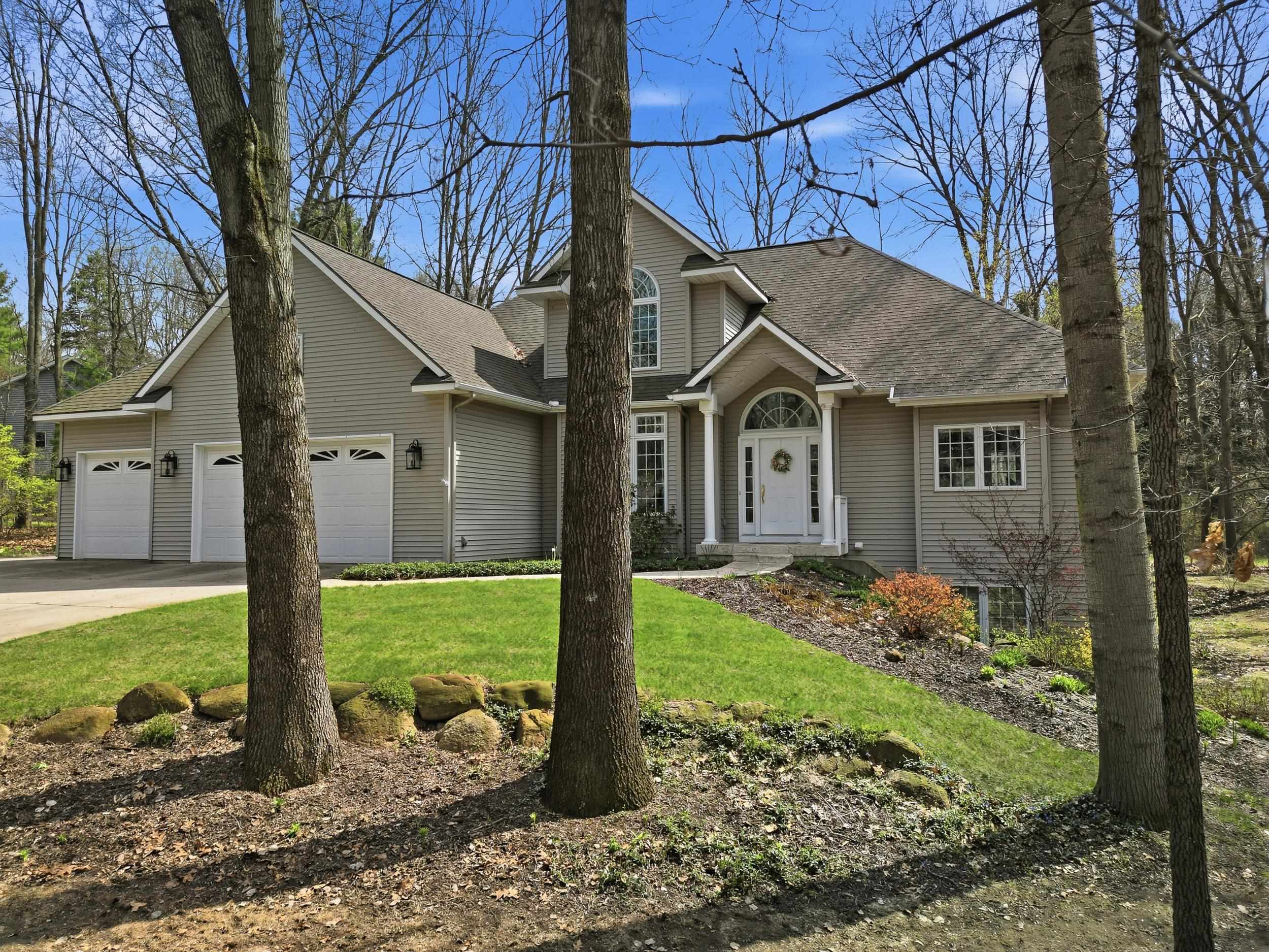 5859 Dix Dr Ne, MI, 49306