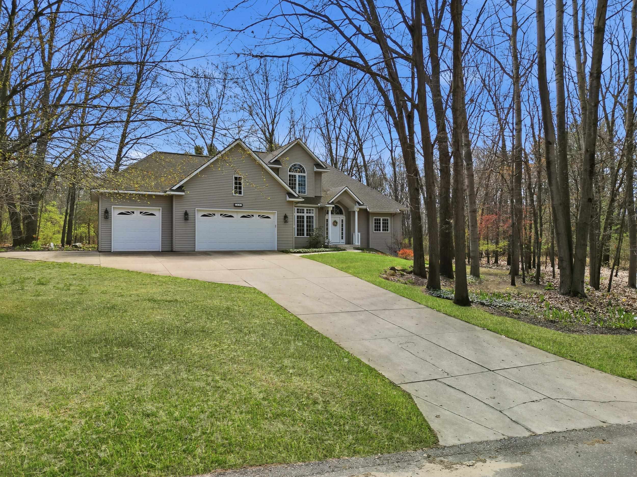 5859 Dix Dr Ne, MI, 49306