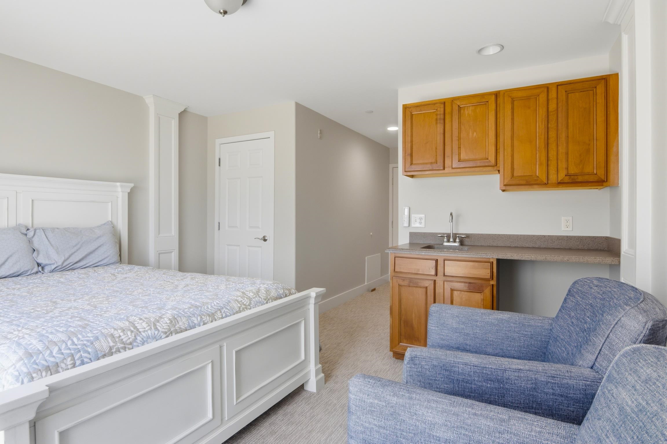704 N Dockside Circle UNIT&nbsp;C-4, Suttons Bay, MI, 49682