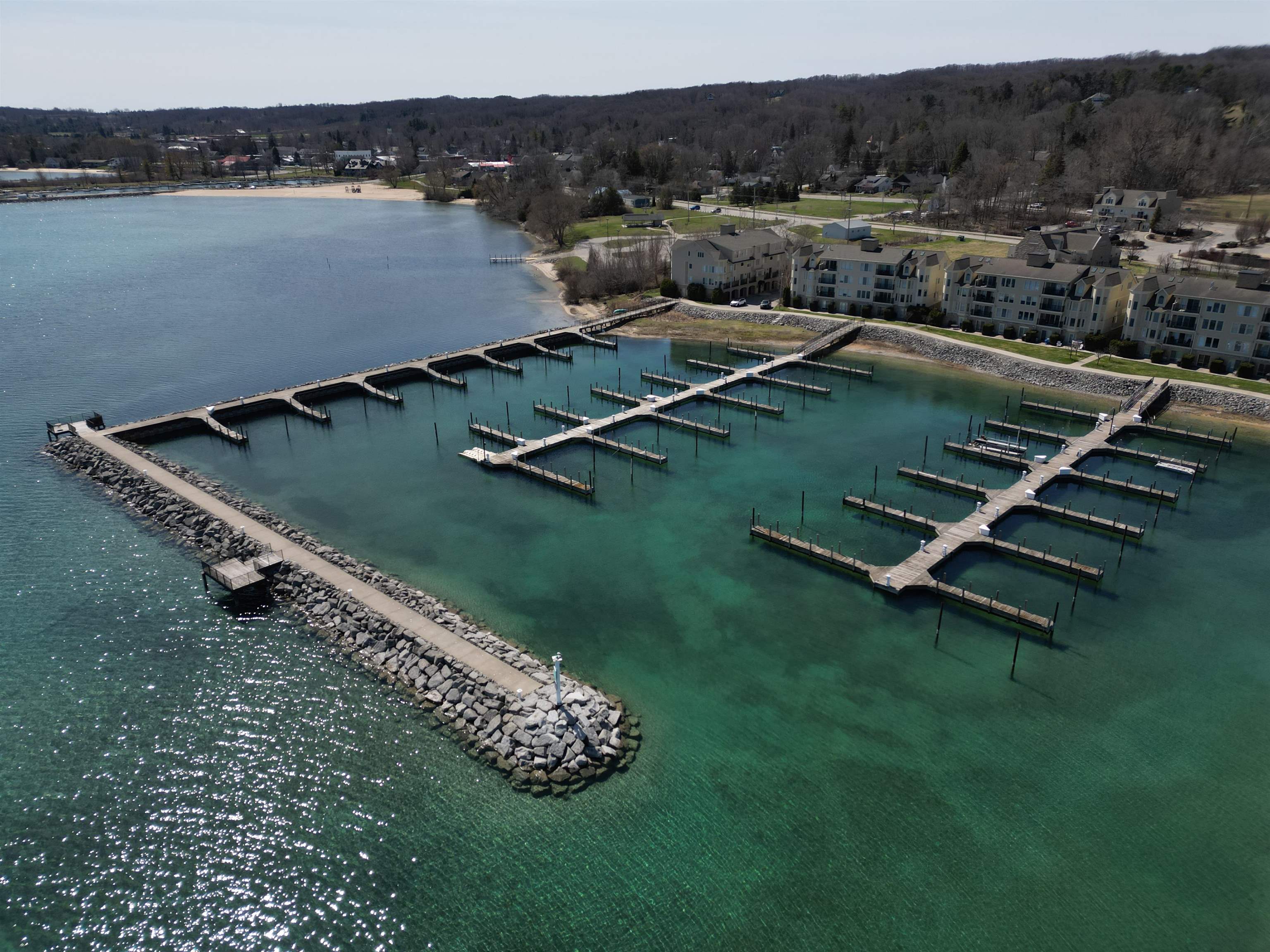 704 N Dockside Circle UNIT&nbsp;C-4, Suttons Bay, MI, 49682