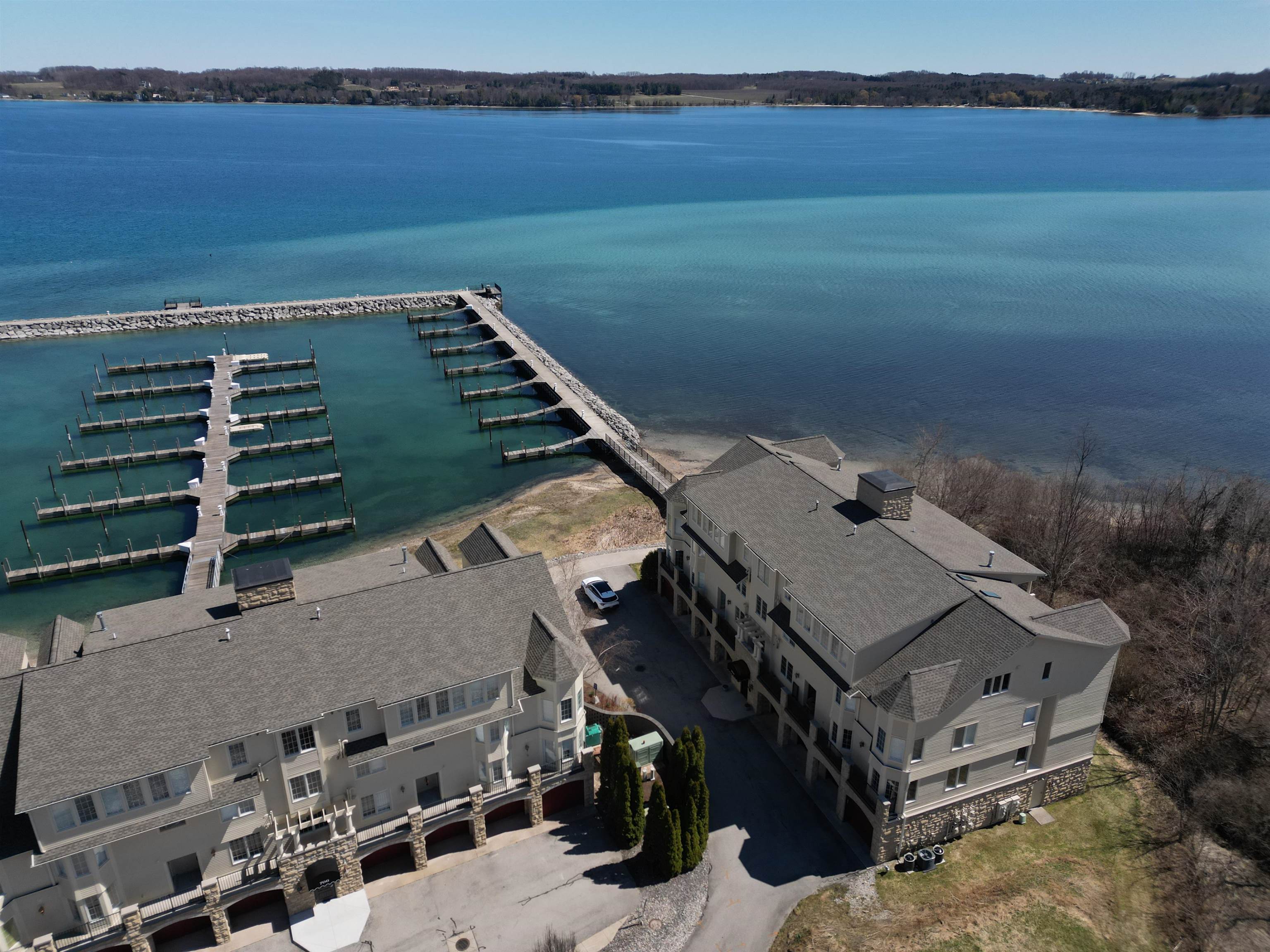 704 N Dockside Circle UNIT&nbsp;C-4, Suttons Bay, MI, 49682