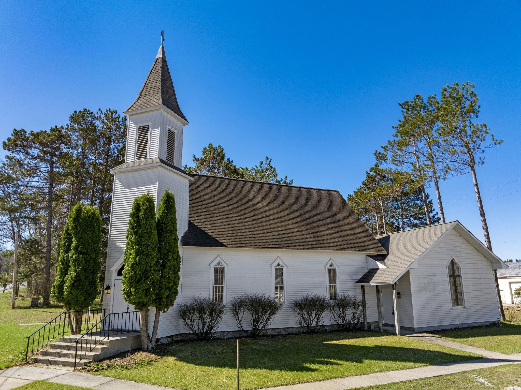 89 W Church Street, Maple City, MI, 49664