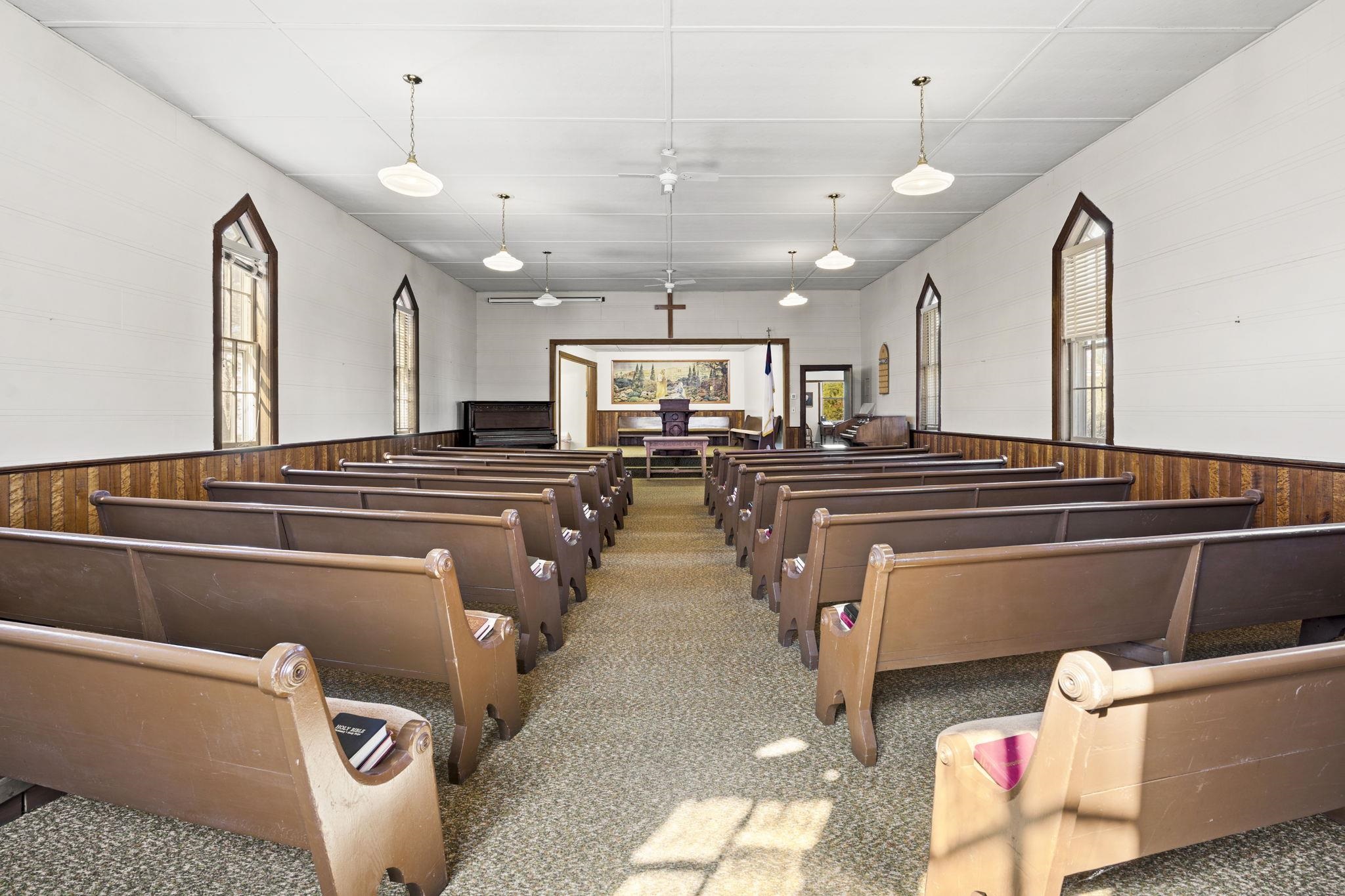 89 W Church Street, Maple City, MI, 49664