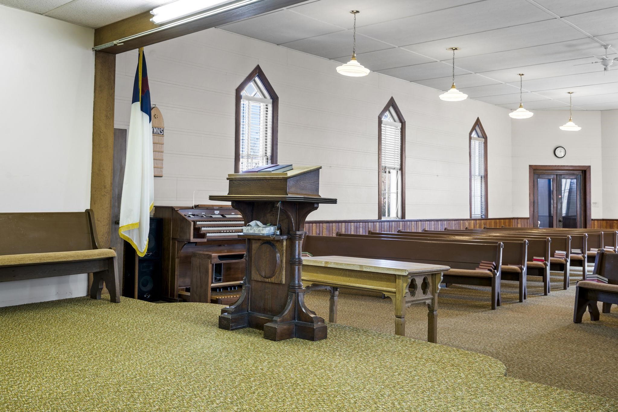 89 W Church Street, Maple City, MI, 49664