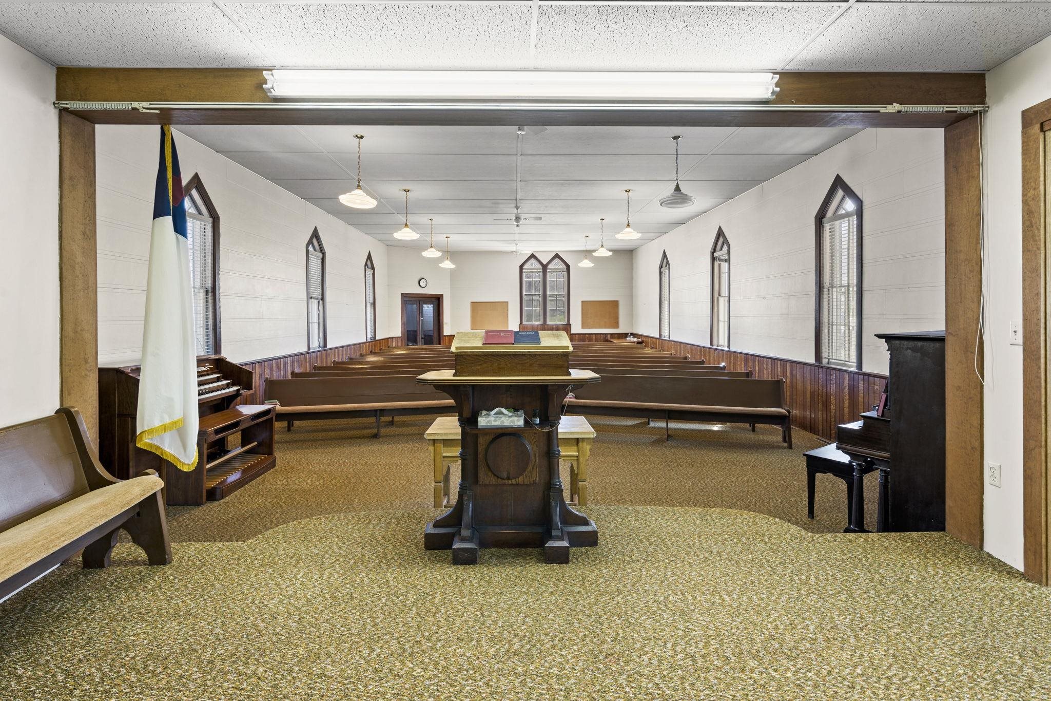 89 W Church Street, Maple City, MI, 49664