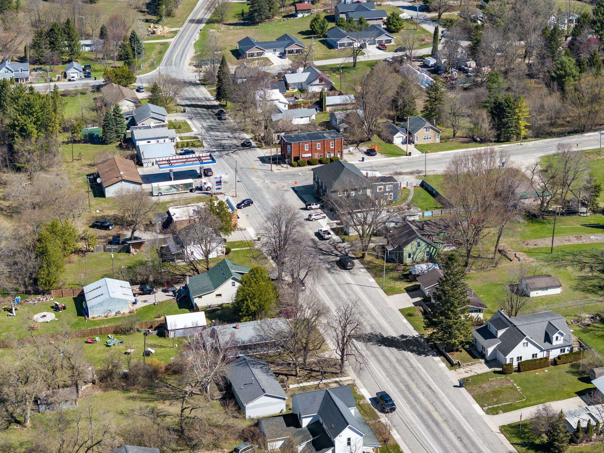 89 W Church Street, Maple City, MI, 49664
