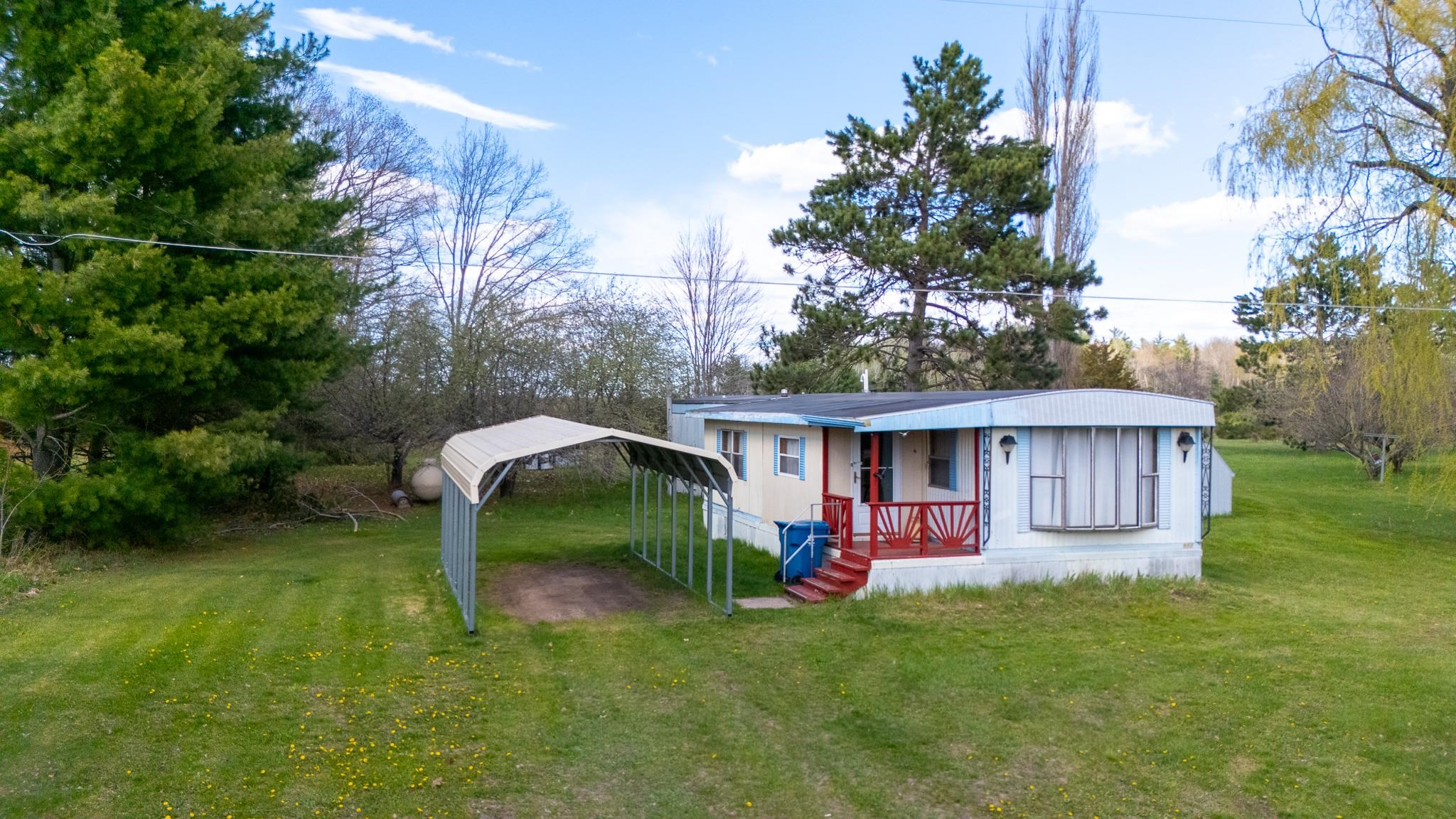 612 Michelson Drive, Houghton Lake, MI, 48629