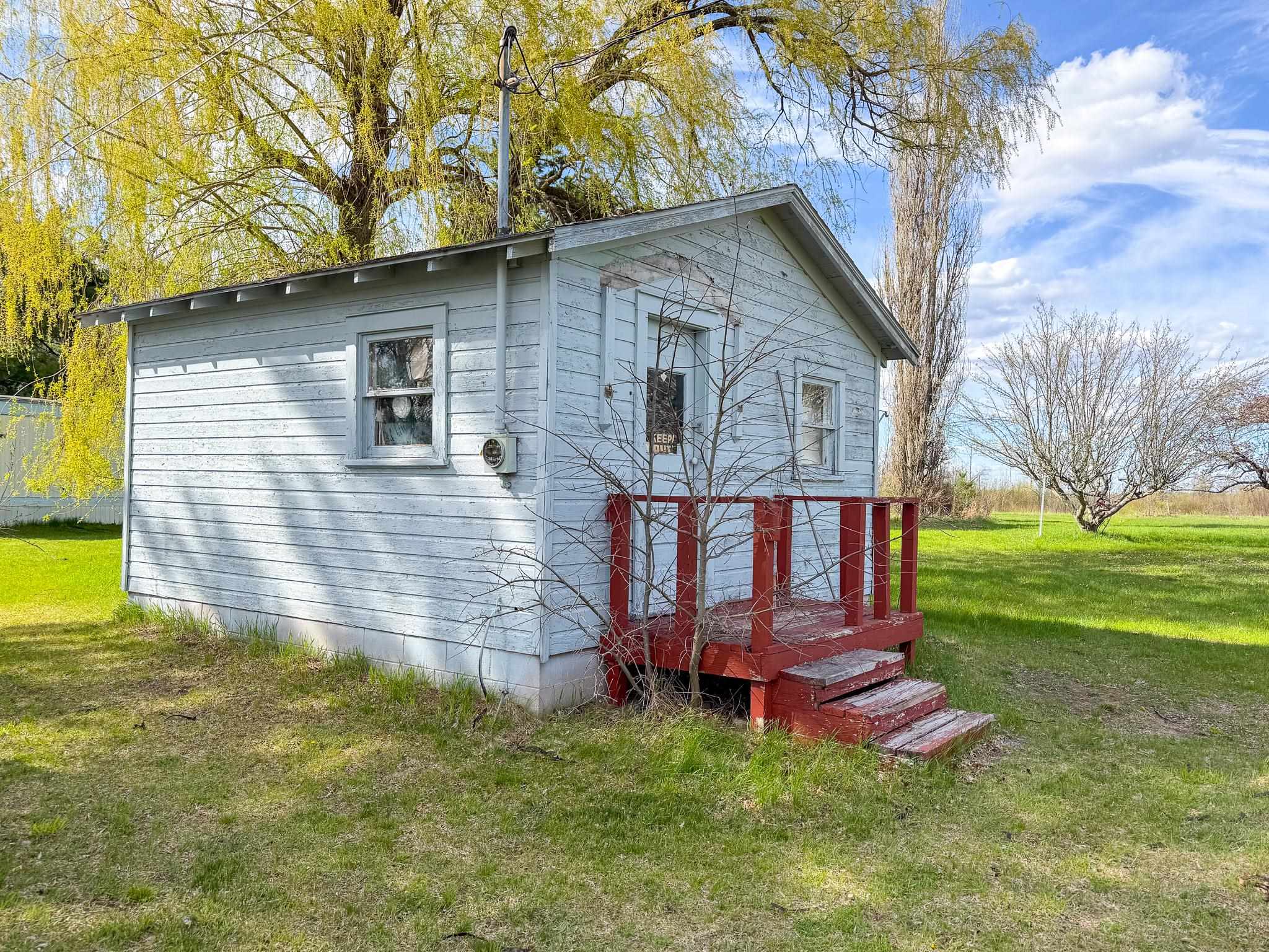 612 Michelson Drive, Houghton Lake, MI, 48629