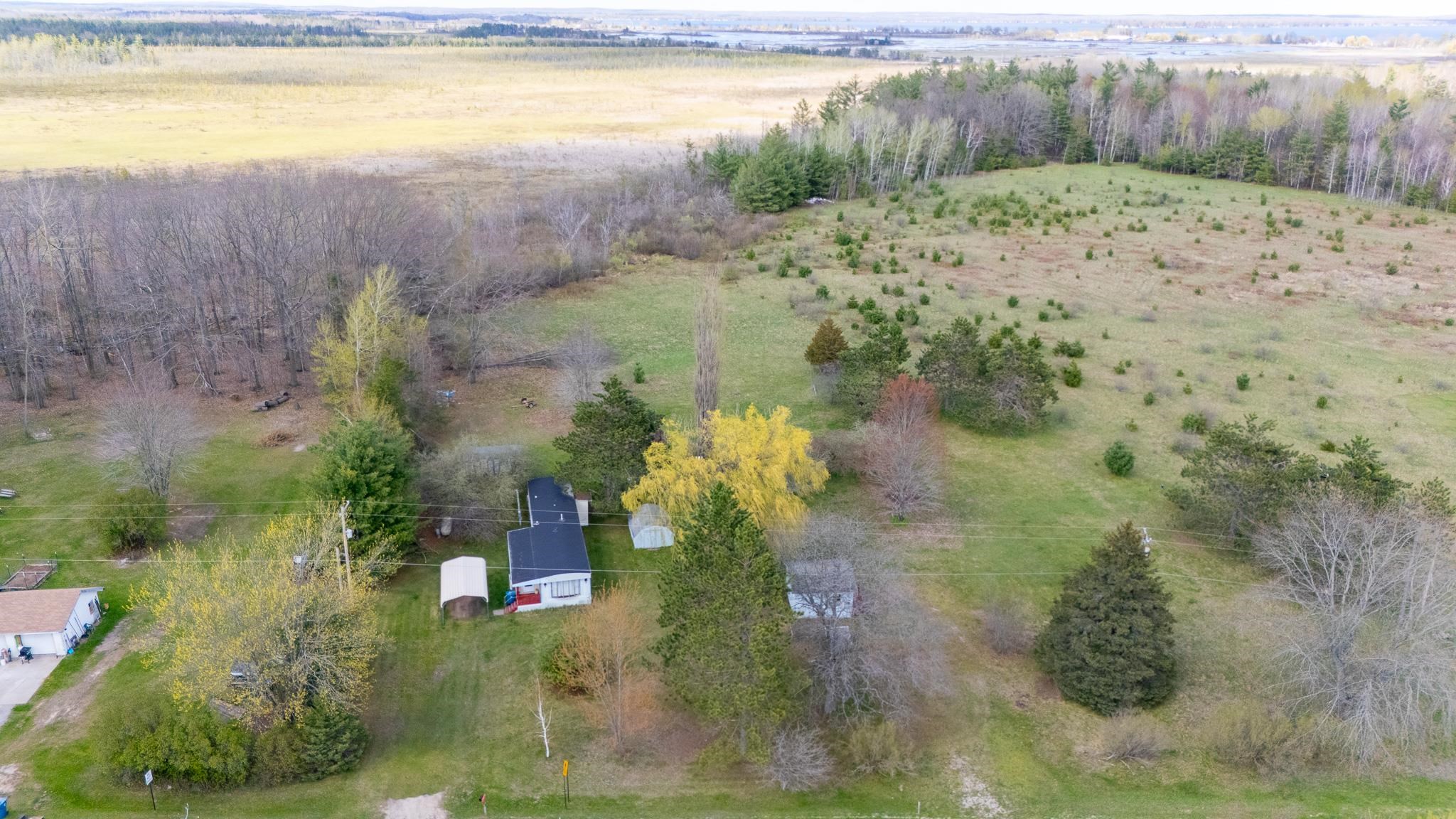 612 Michelson Drive, Houghton Lake, MI, 48629