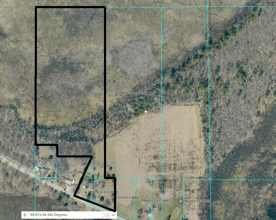 612 Michelson Drive, Houghton Lake, MI, 48629