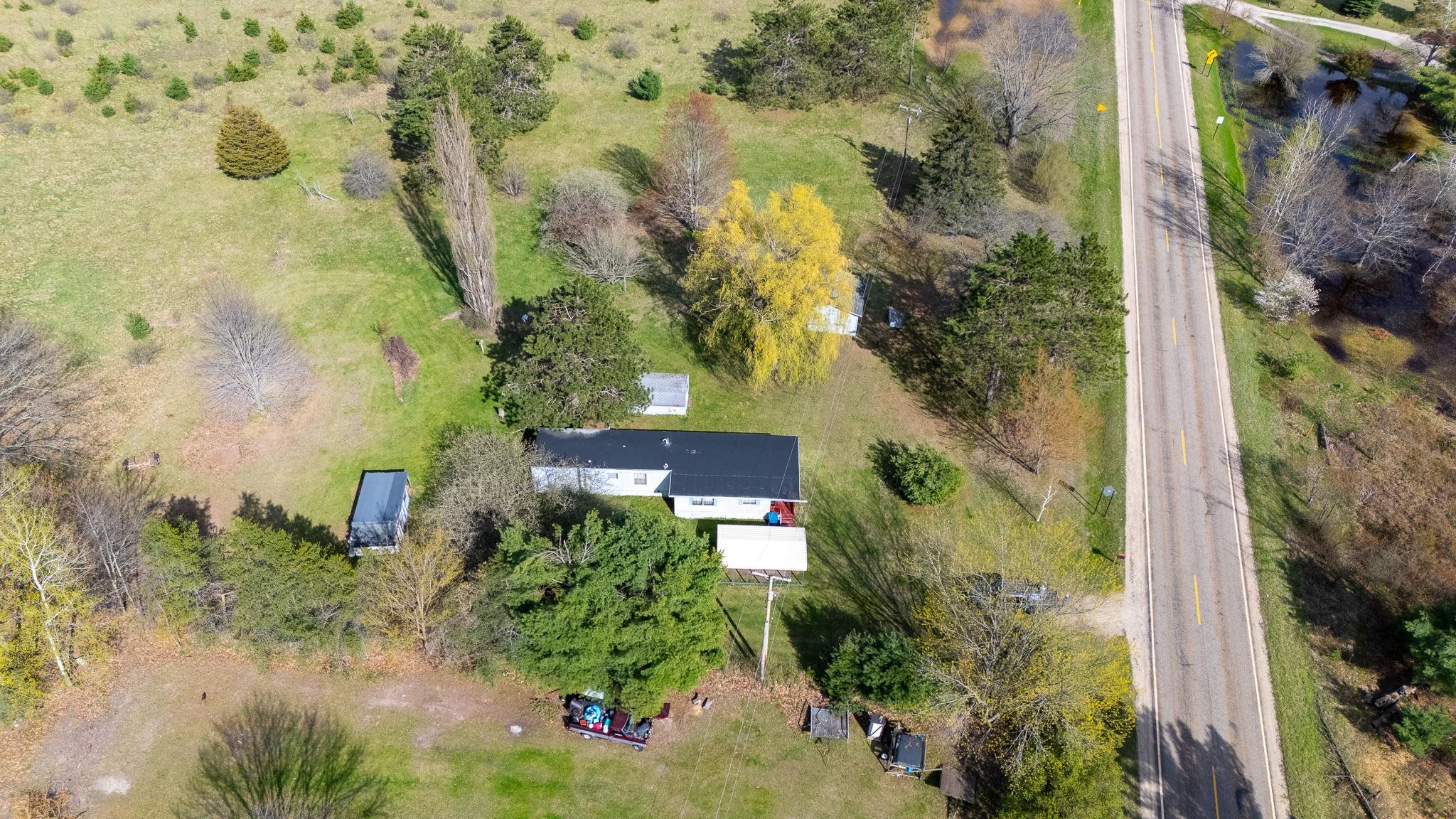 612 Michelson Drive, Houghton Lake, MI, 48629