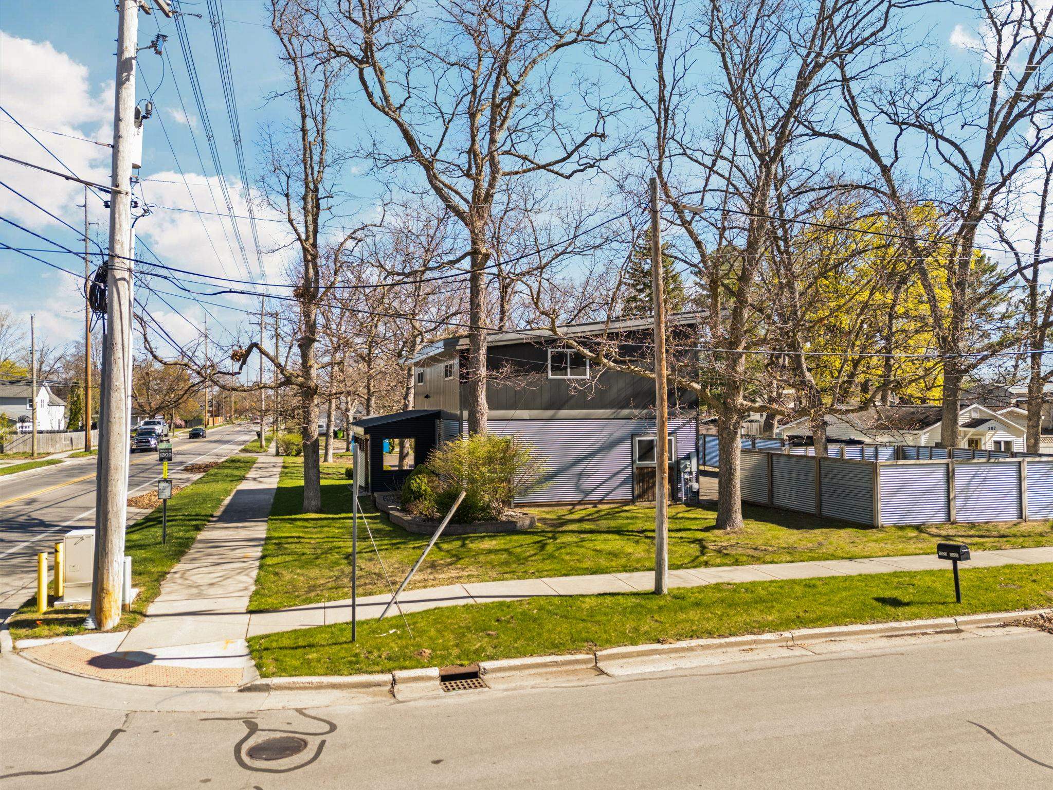 1323 S Cass Street, Traverse City, MI, 49684