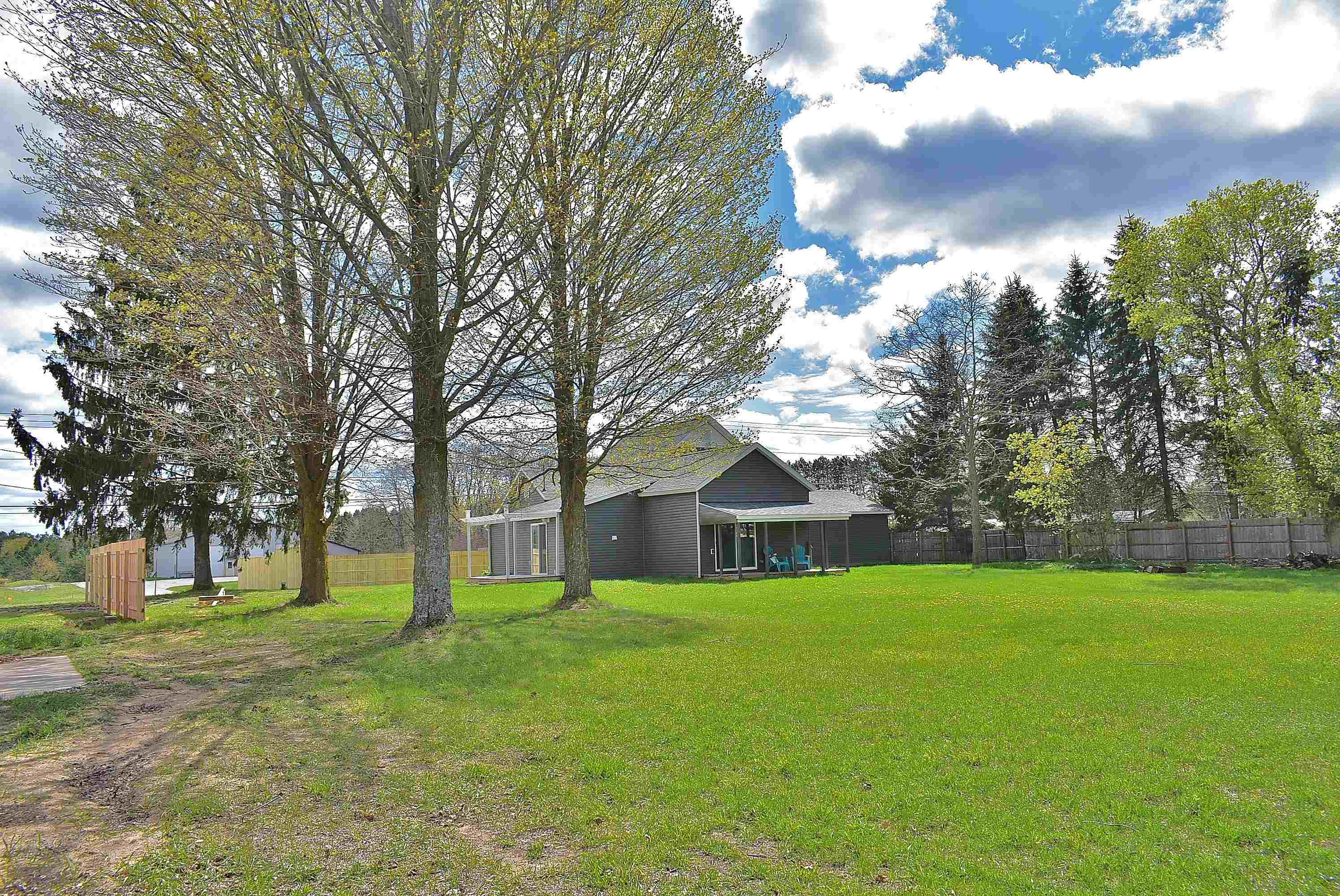 11850 Us-31 S, Interlochen, MI, 49637