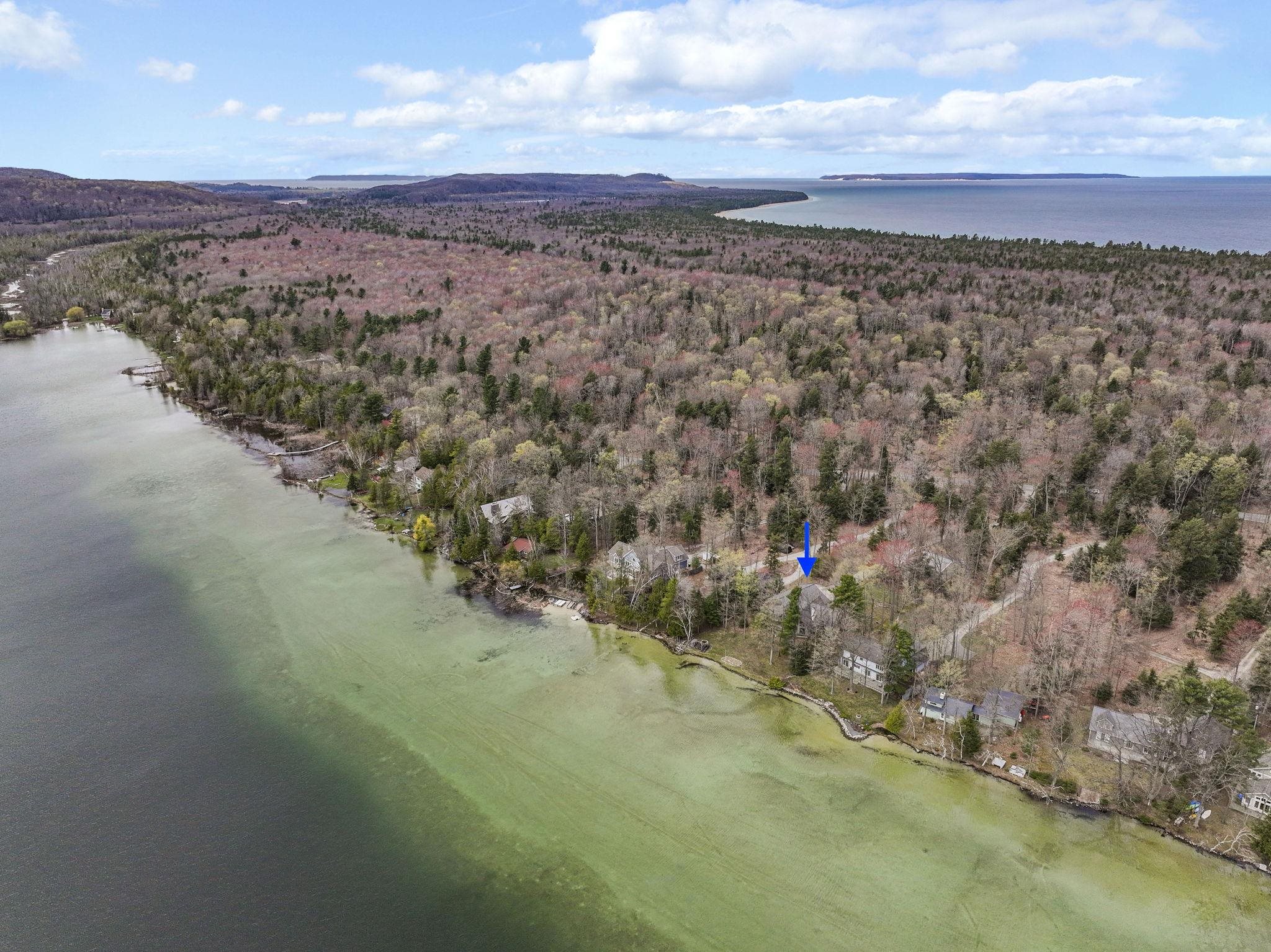 45 W Traverse Lake Road, Maple City, MI, 49664