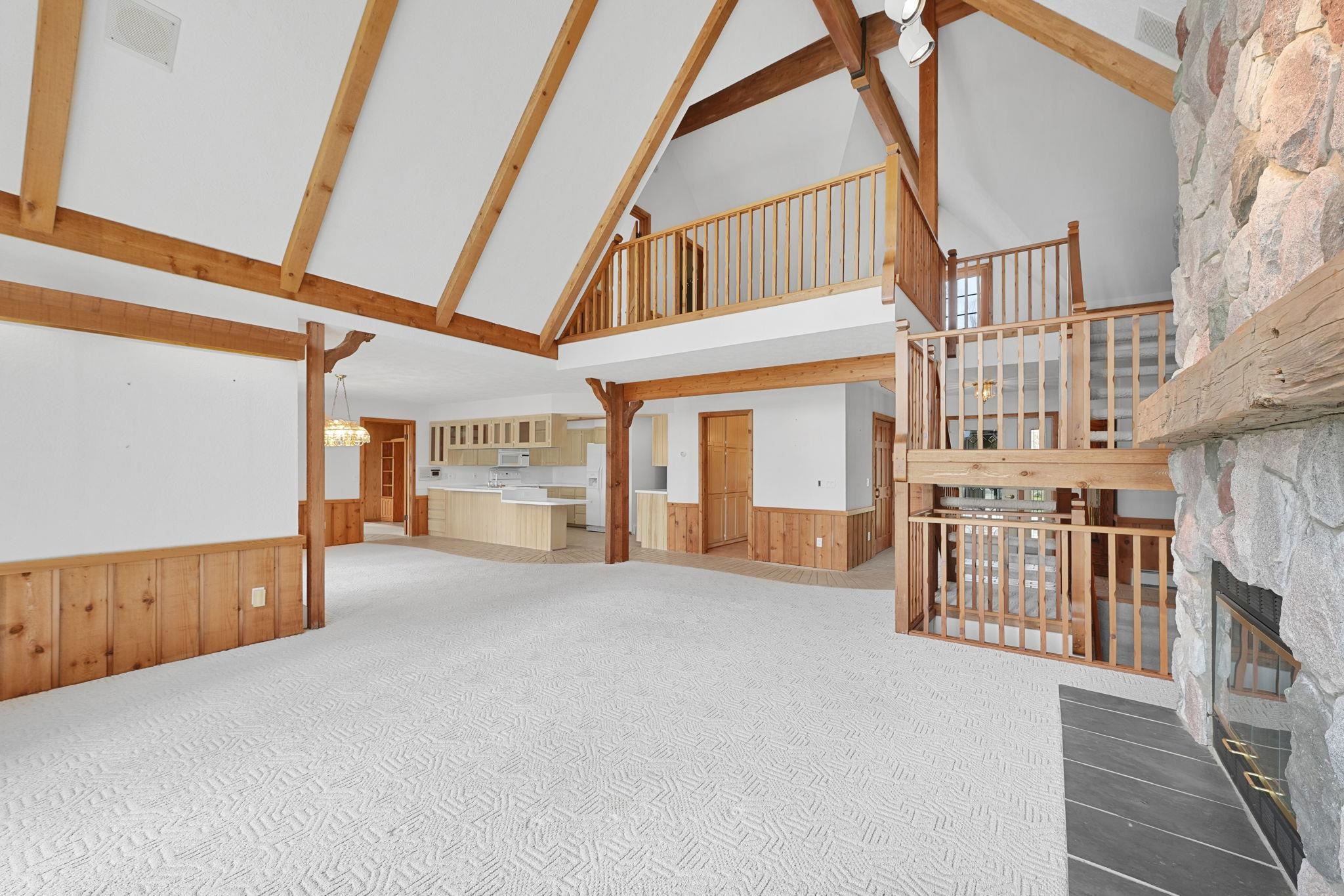 45 W Traverse Lake Road, Maple City, MI, 49664