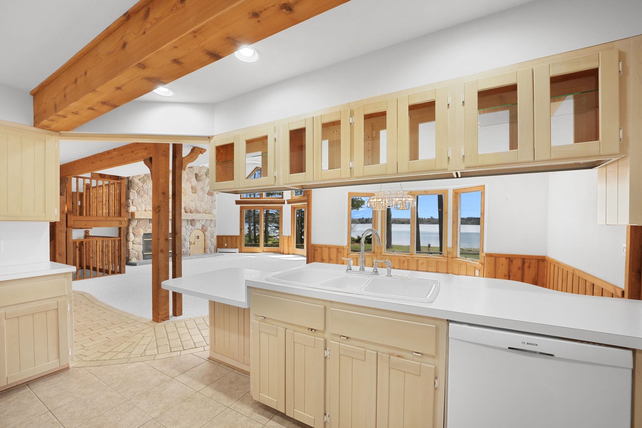 45 W Traverse Lake Road, Maple City, MI, 49664