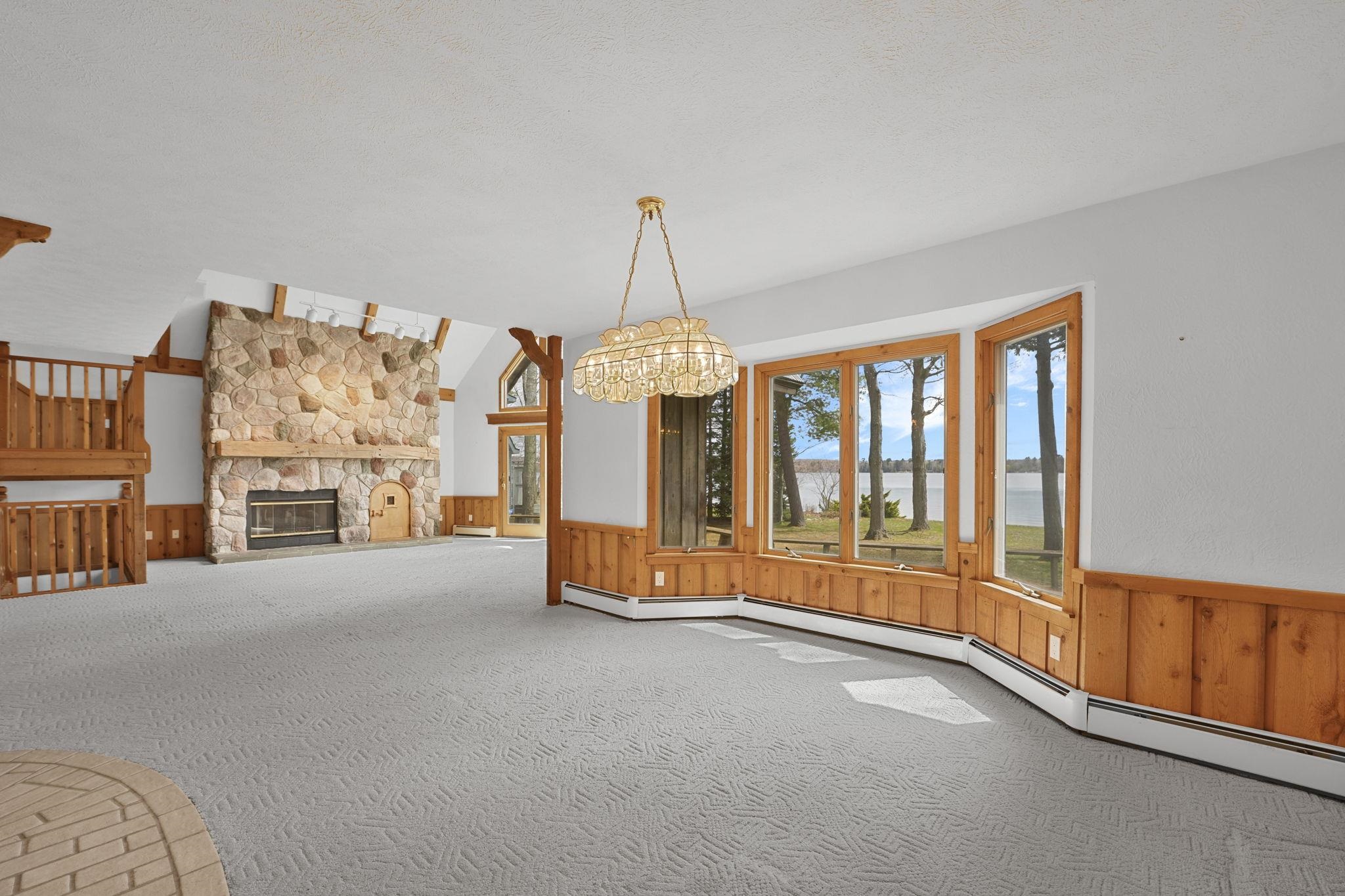 45 W Traverse Lake Road, Maple City, MI, 49664