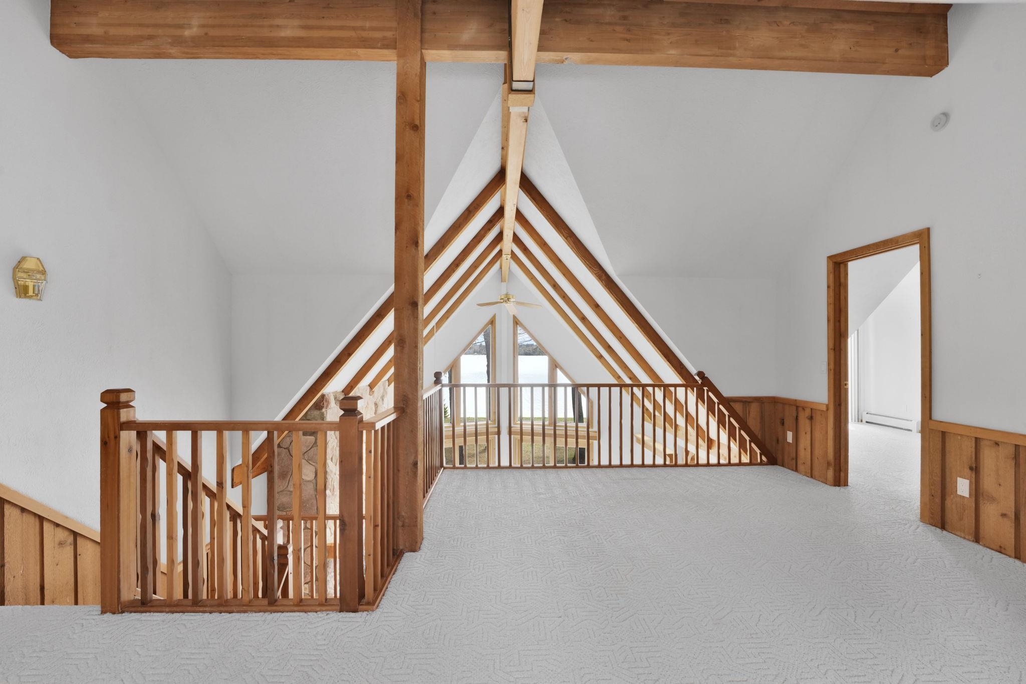 45 W Traverse Lake Road, Maple City, MI, 49664