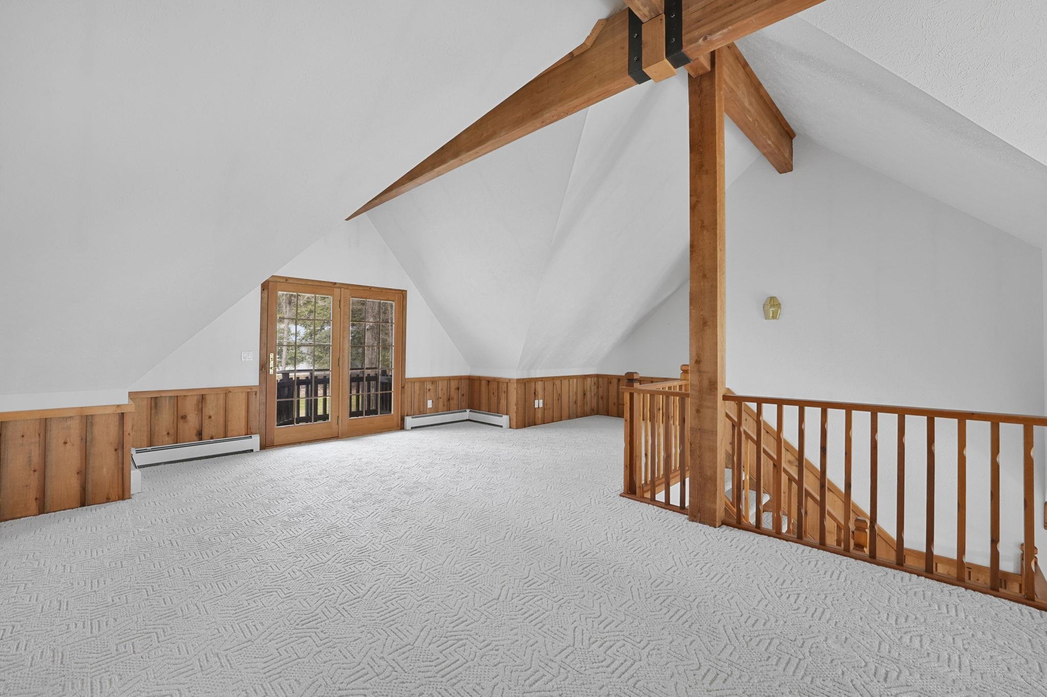 45 W Traverse Lake Road, Maple City, MI, 49664