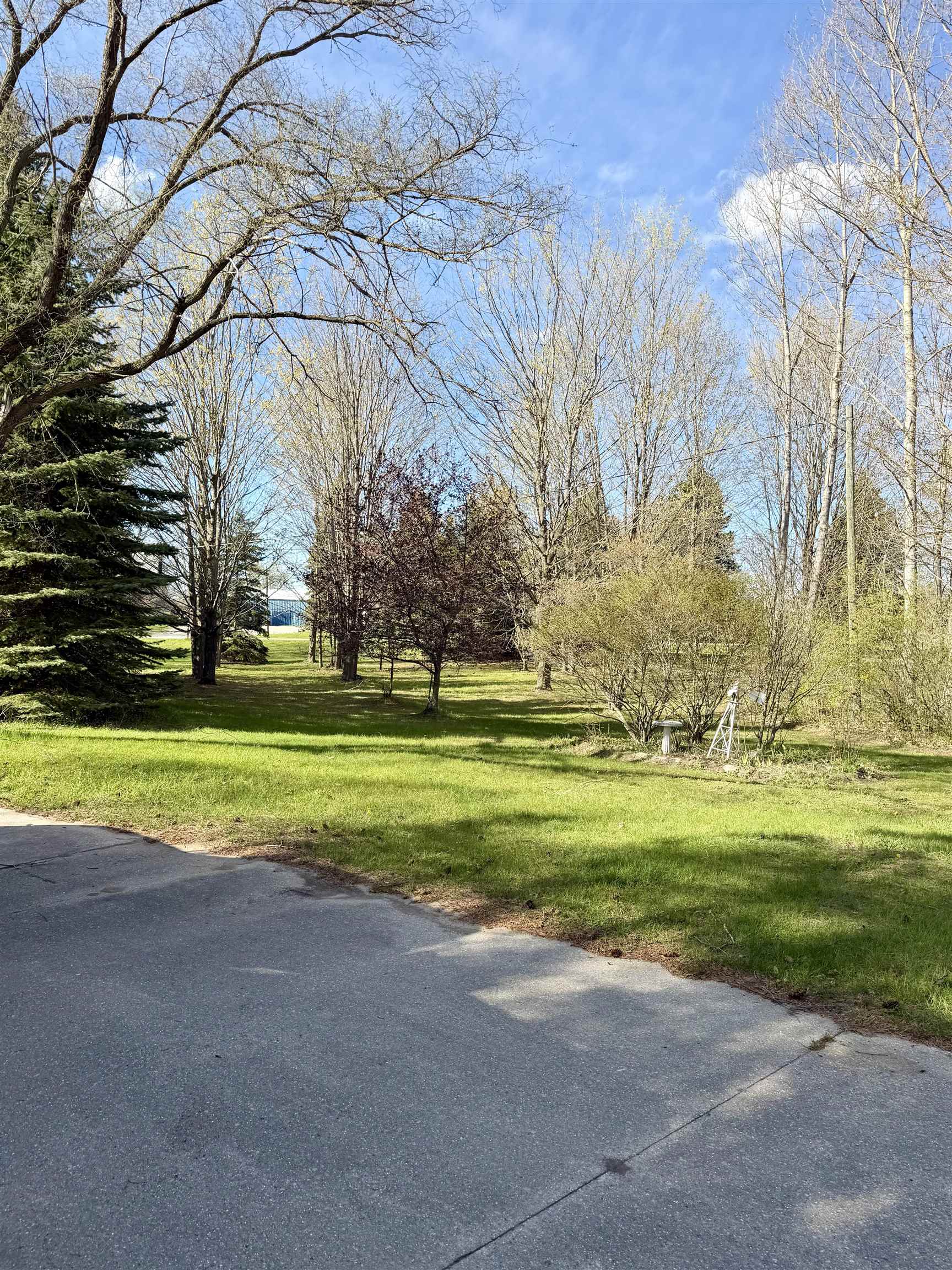 13249 Indian Road, Kewadin, MI, 49648