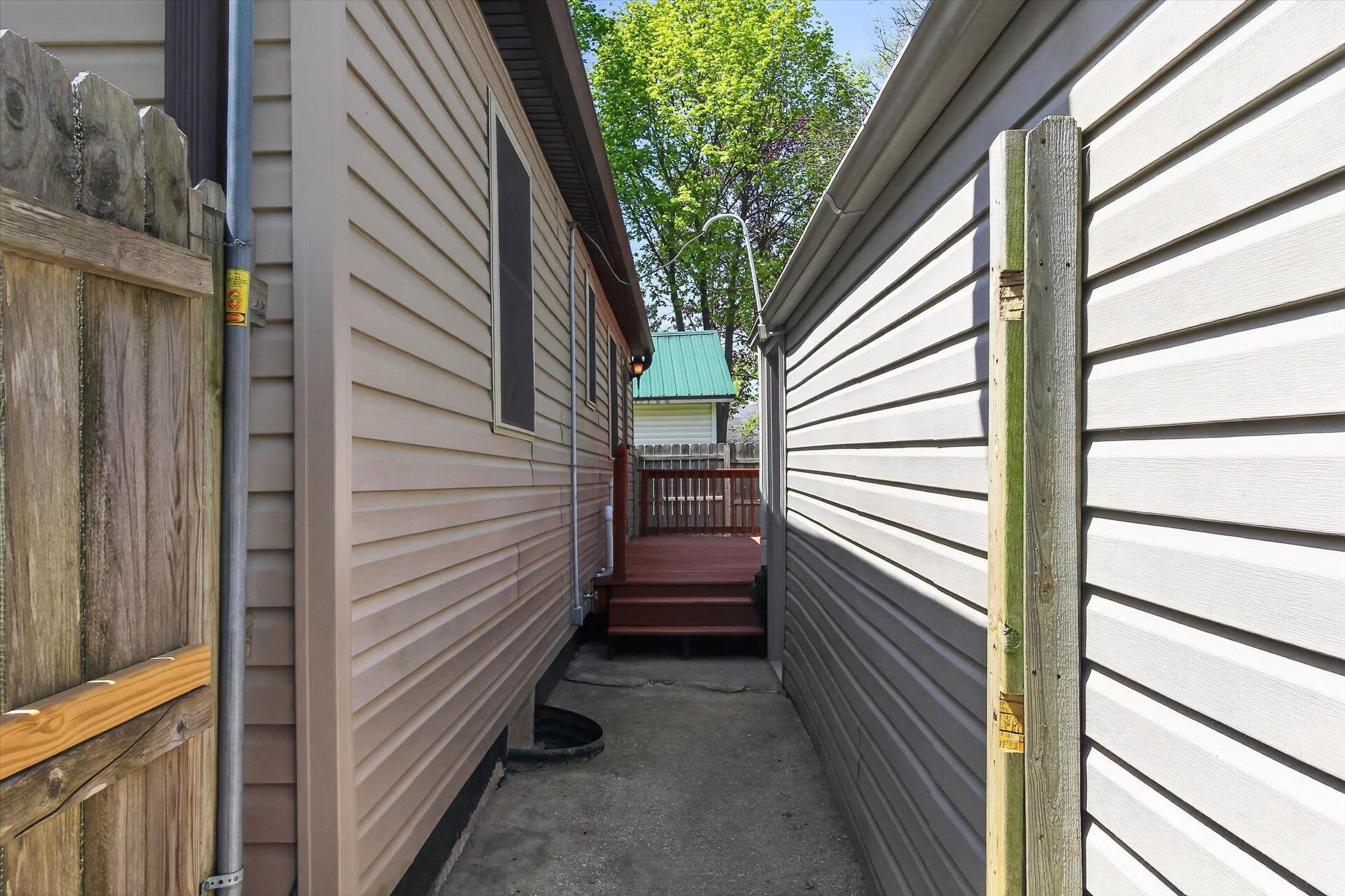 417 Washington Avenue, Alma, MI, 48801