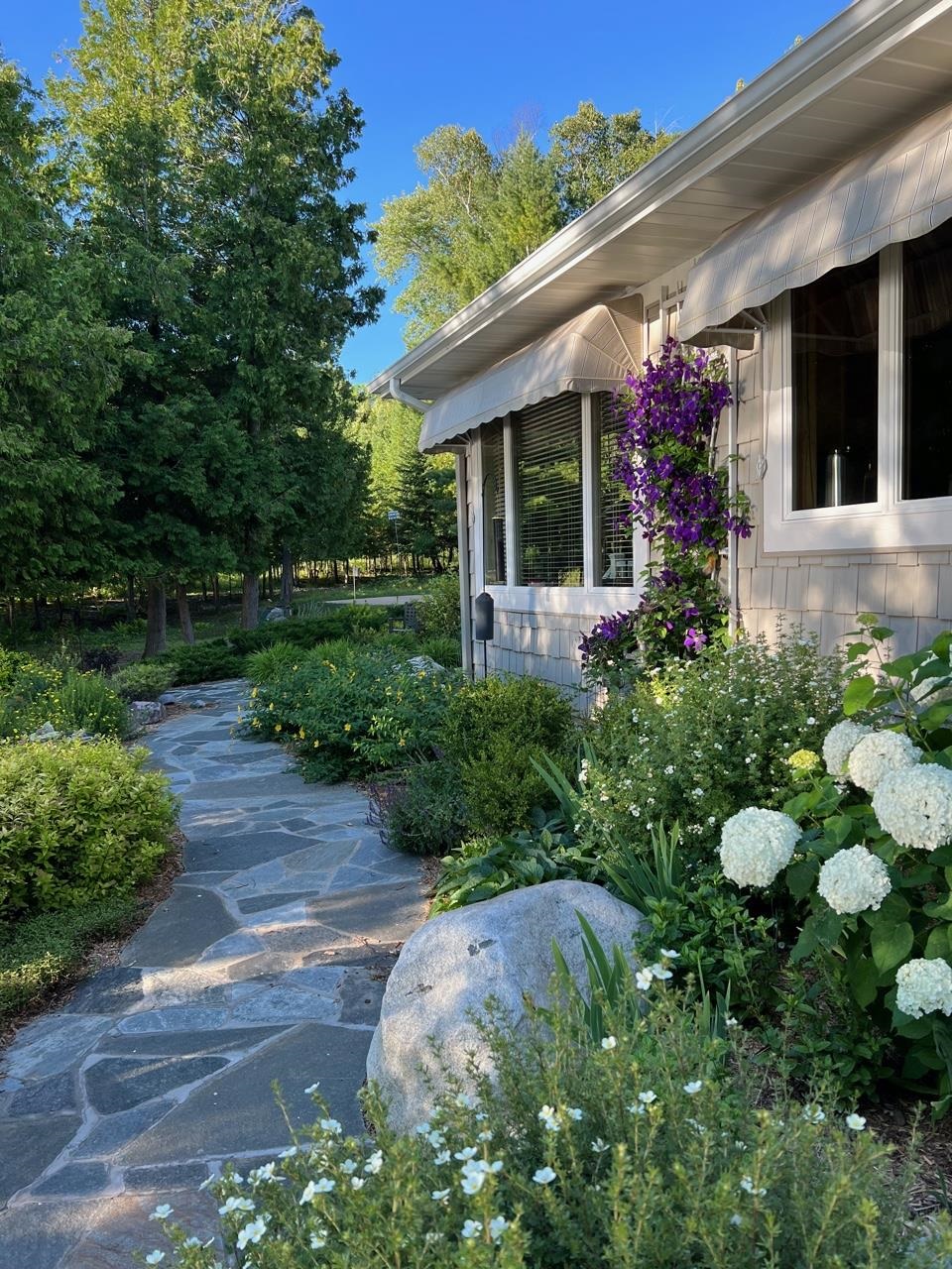 40th image of 269 N East Torch Lake Dr, Central Lake, MI 49622 | MLS# 80068029